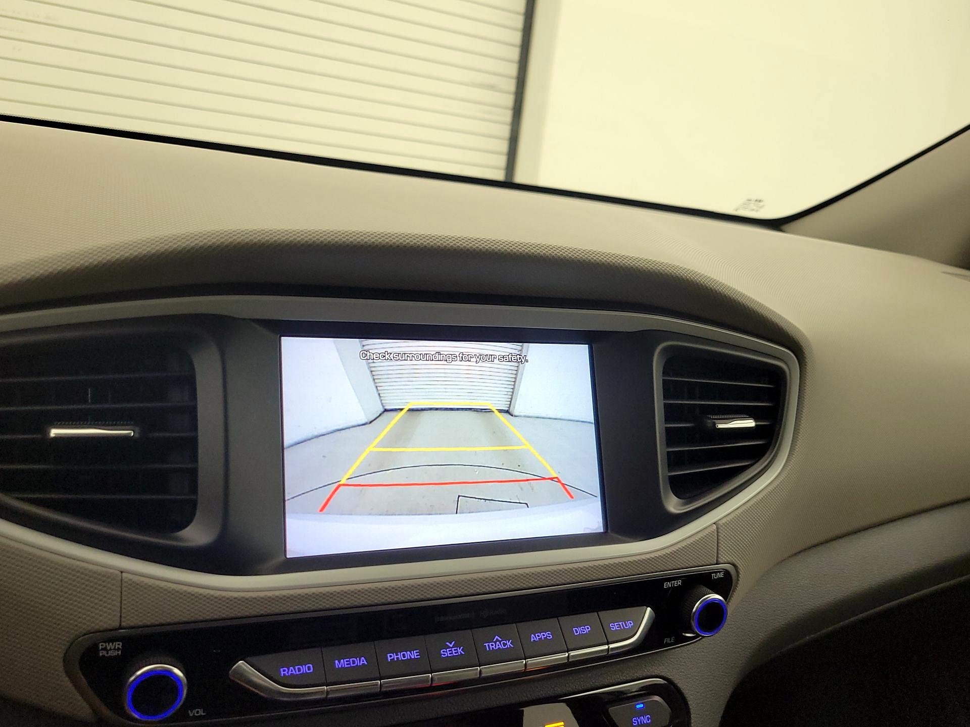 Thumbnail: 2018 Hyundai Ioniq - 14