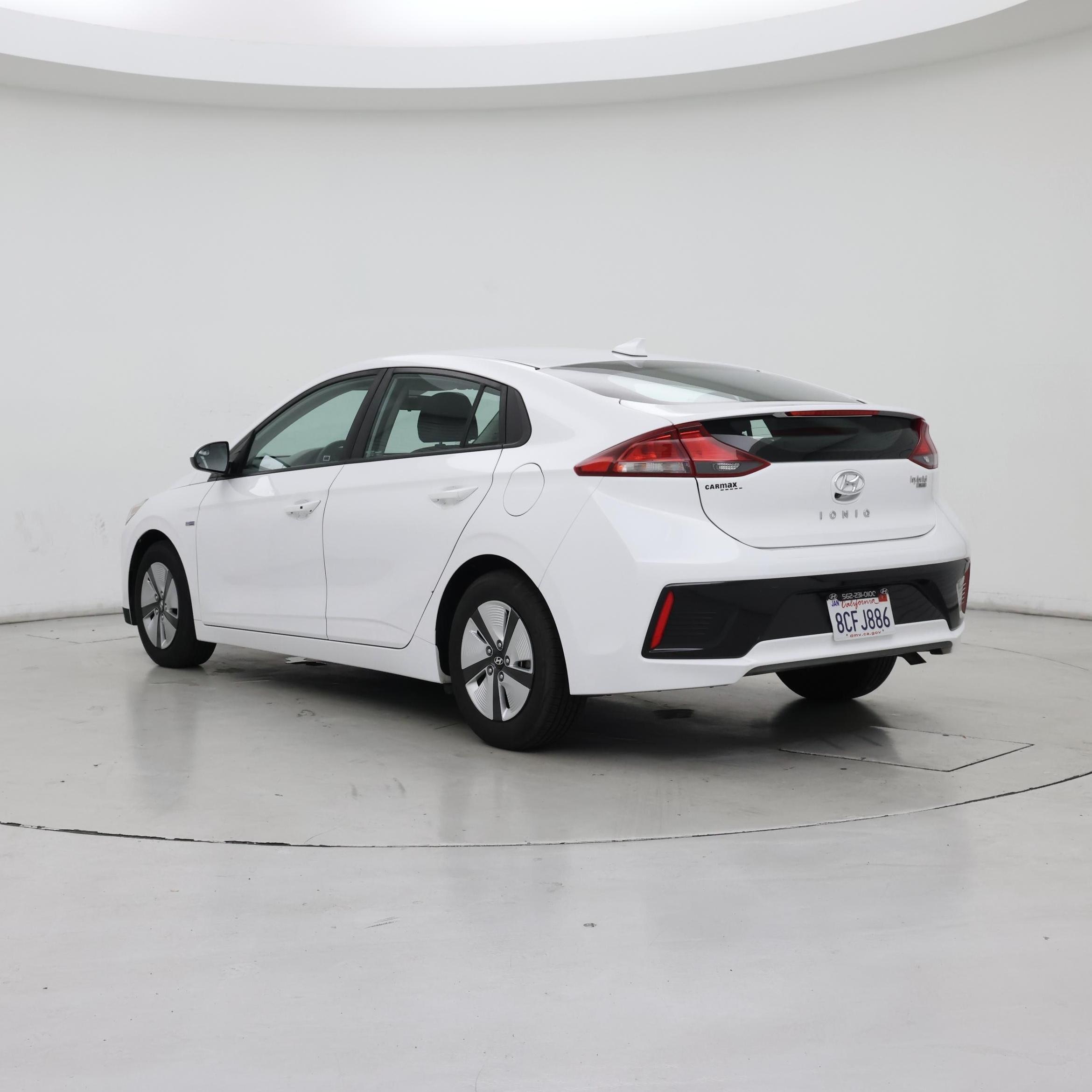 Thumbnail: 2018 Hyundai Ioniq - 2