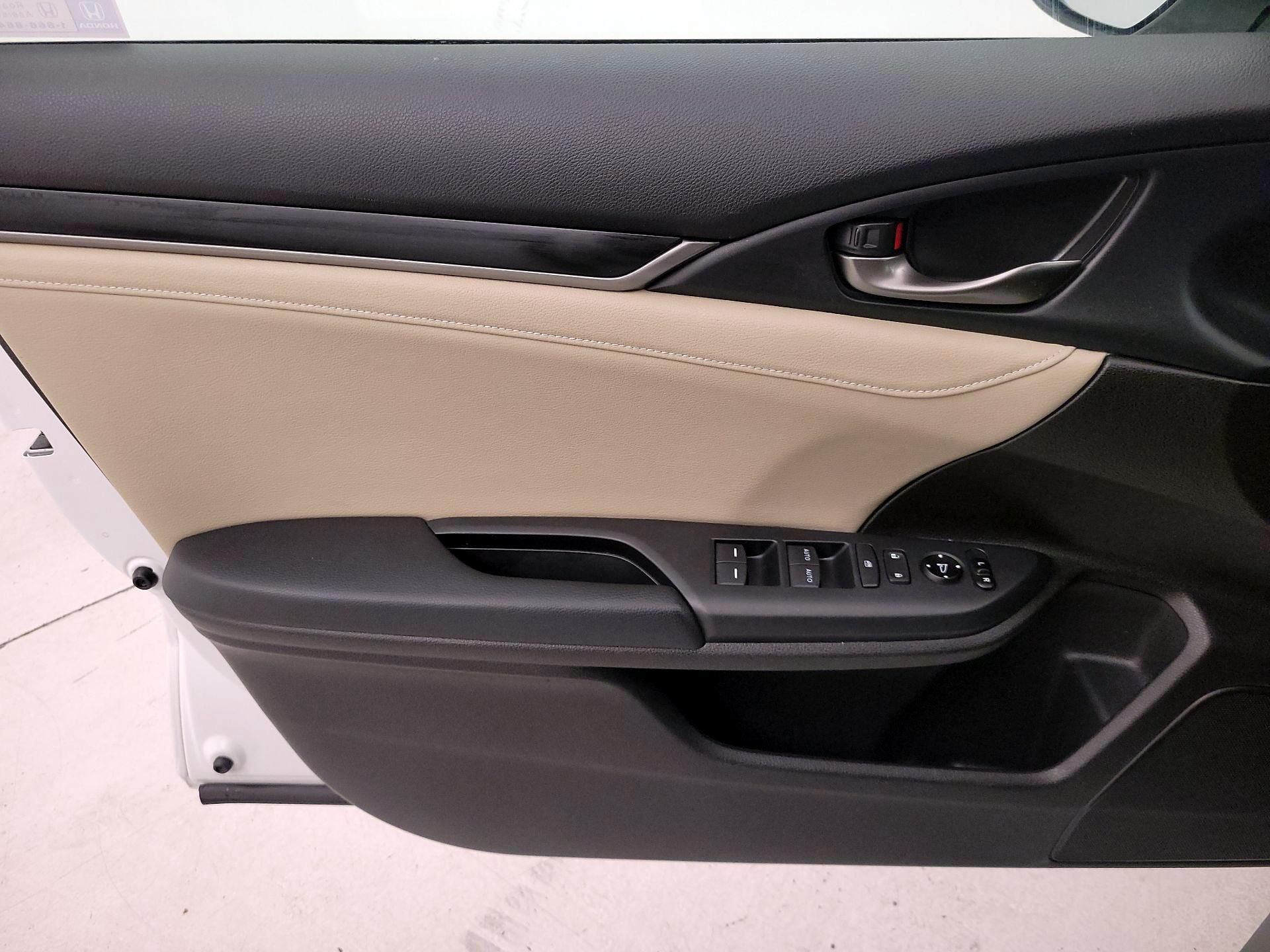 Thumbnail: 2020 Honda Civic - 12