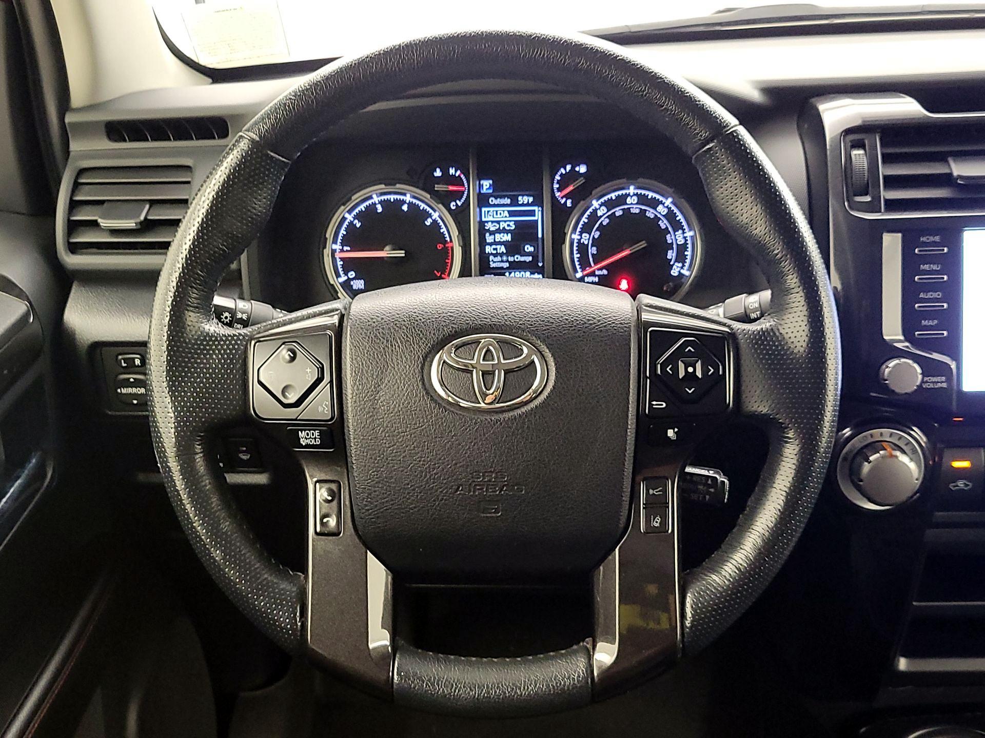 Thumbnail: 2023 Toyota 4Runner - 10