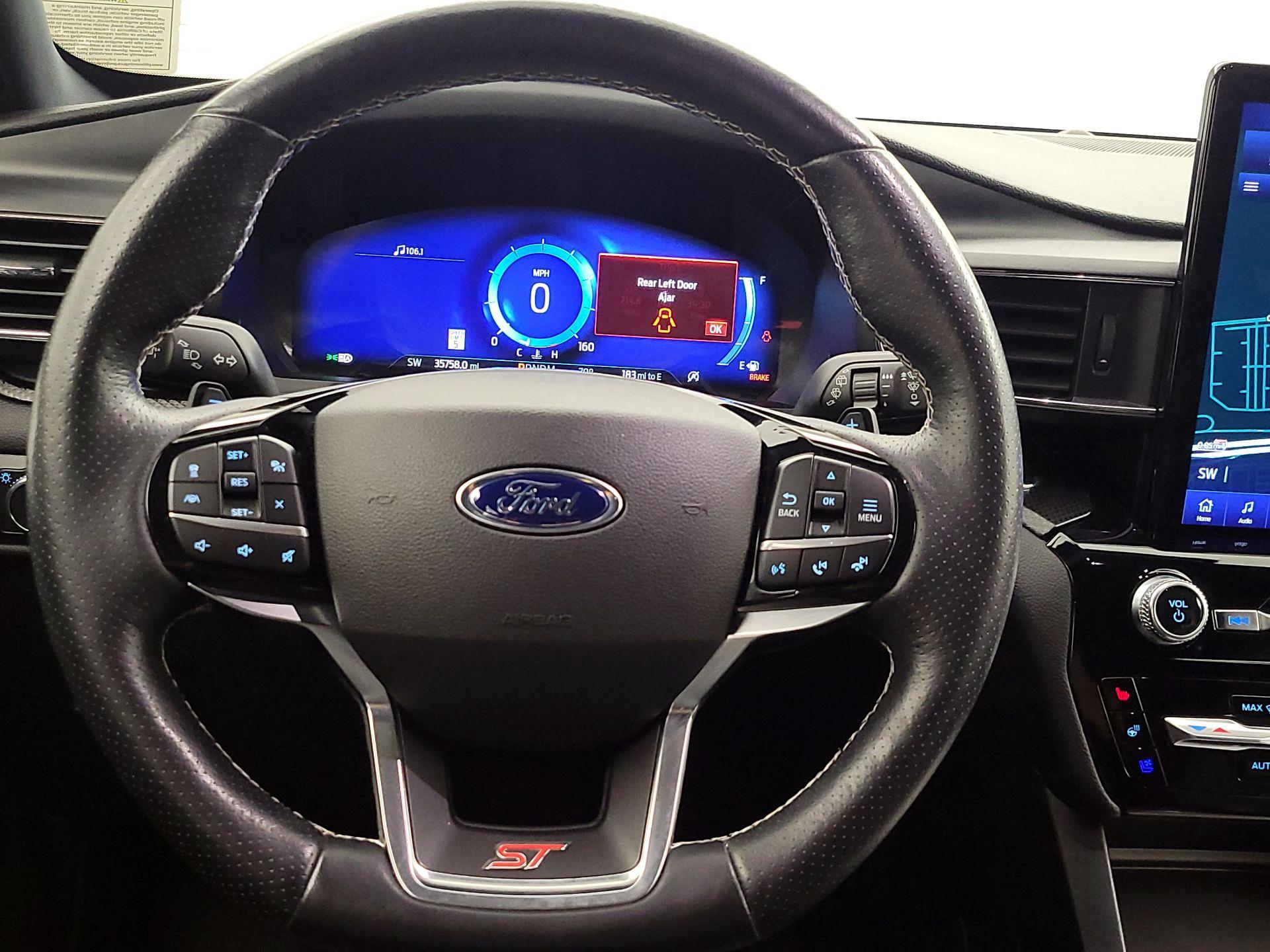 Thumbnail: 2022 Ford Explorer - 10