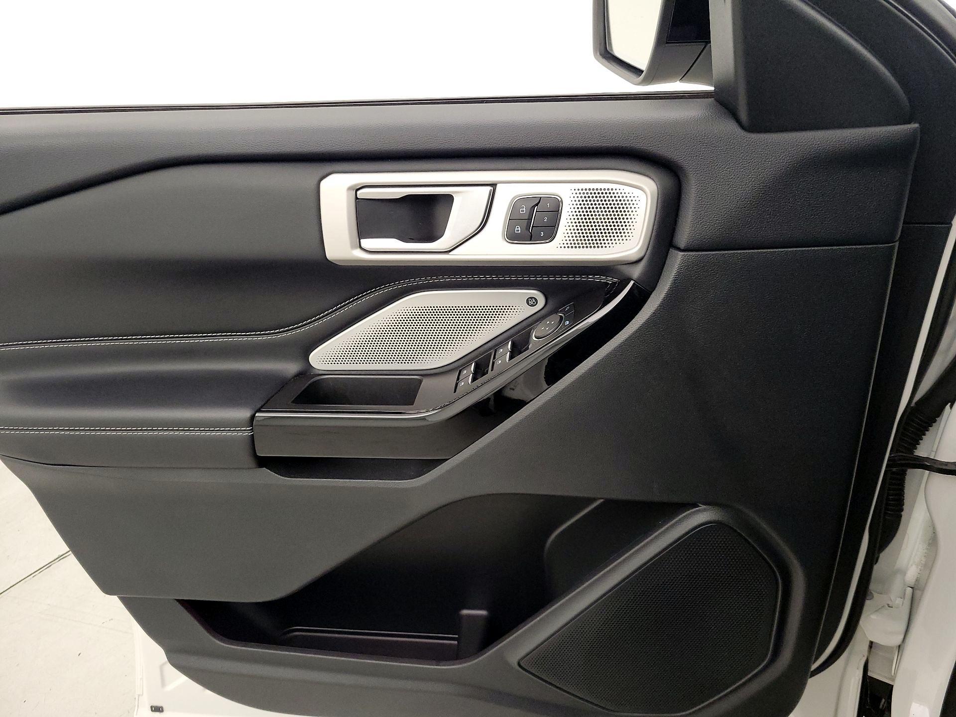 Thumbnail: 2022 Ford Explorer - 12