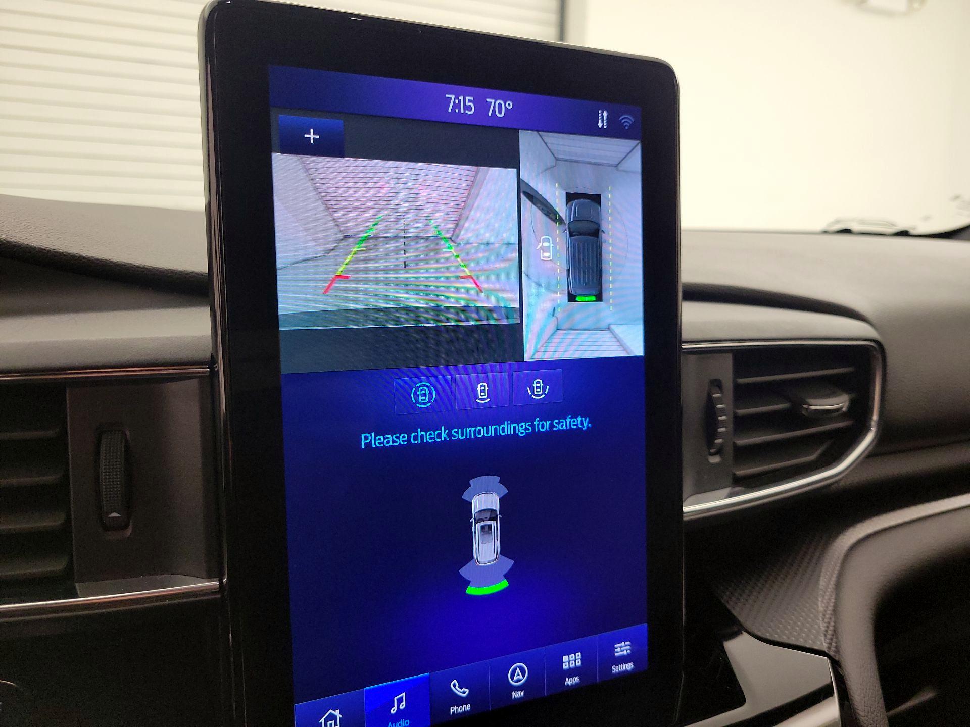 Thumbnail: 2022 Ford Explorer - 15