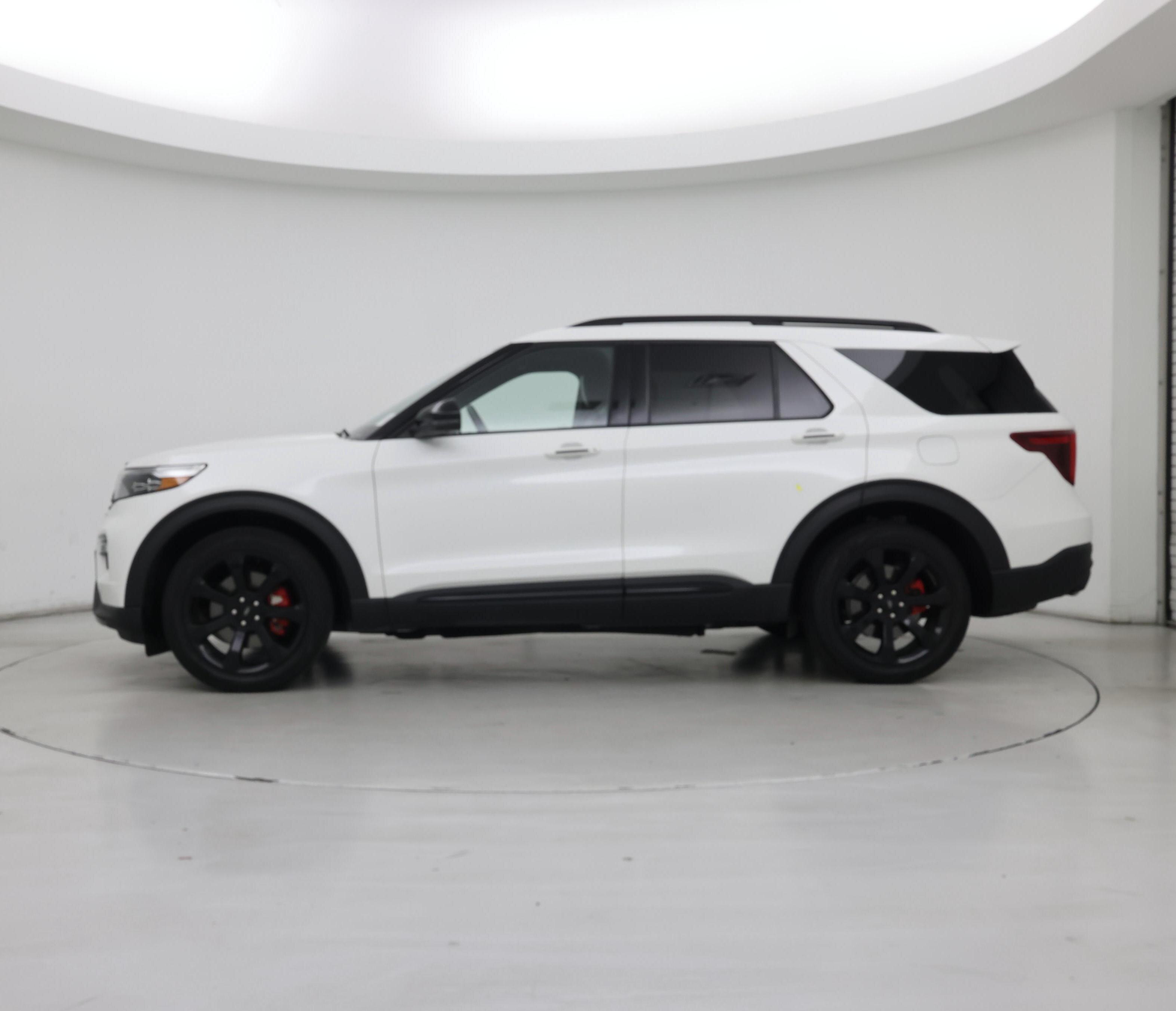 Thumbnail: 2022 Ford Explorer - 3