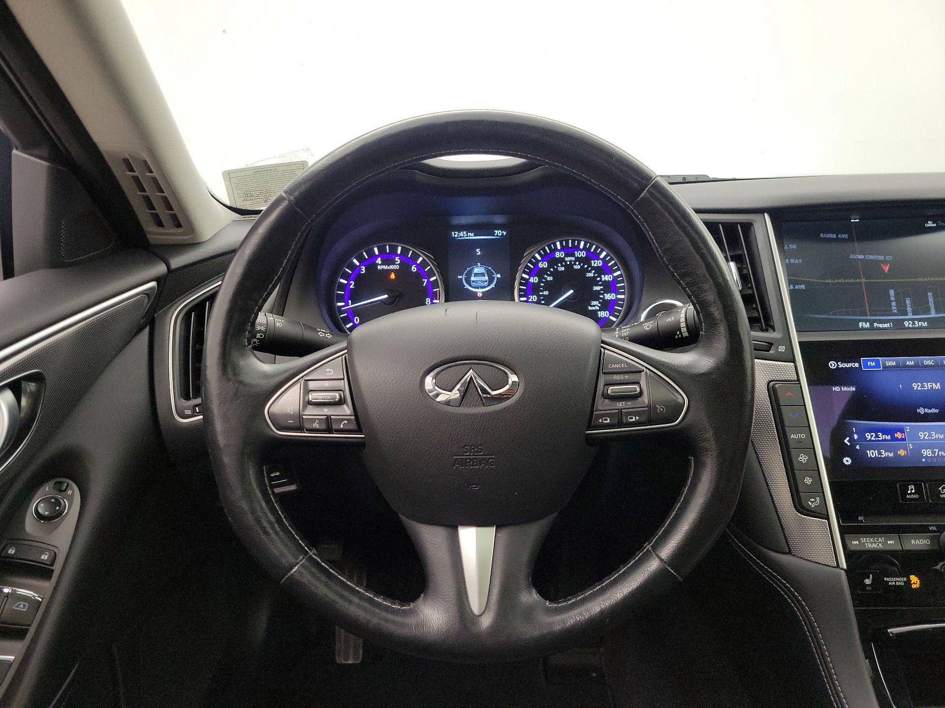 Thumbnail: 2014 INFINITI Q50 - 10