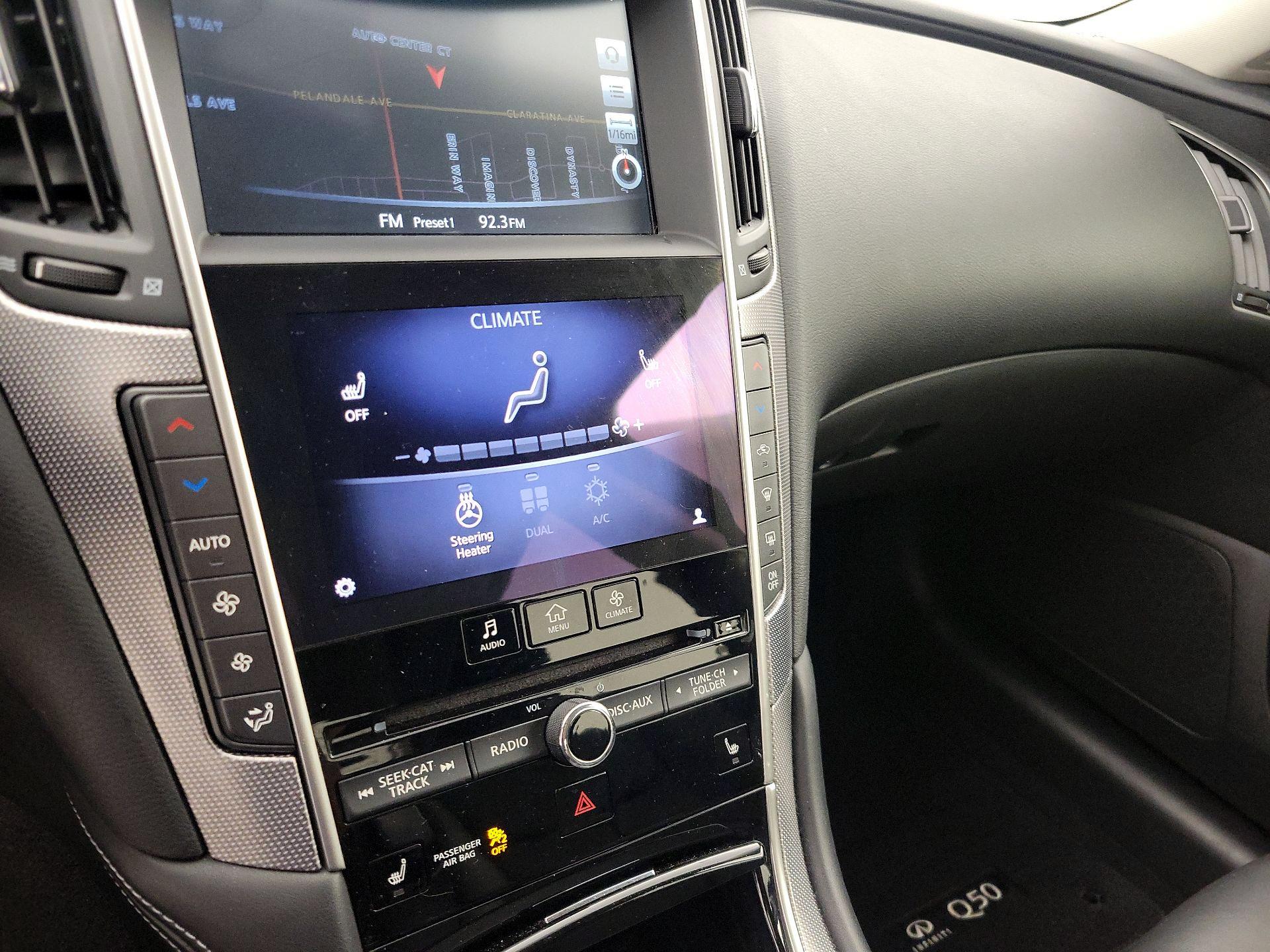 Thumbnail: 2014 INFINITI Q50 - 17