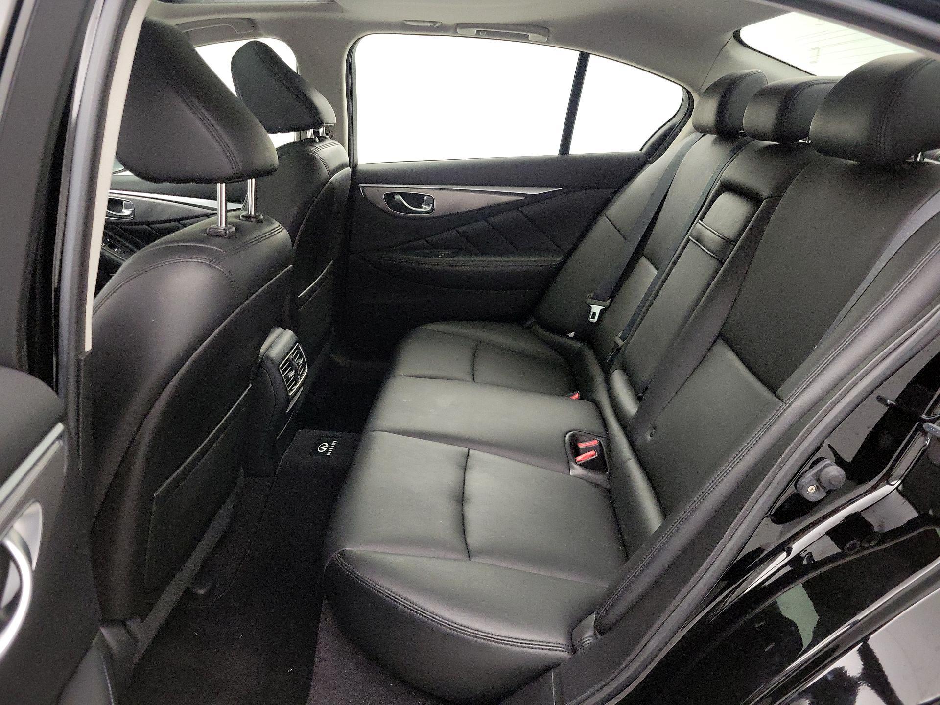 Thumbnail: 2014 INFINITI Q50 - 20