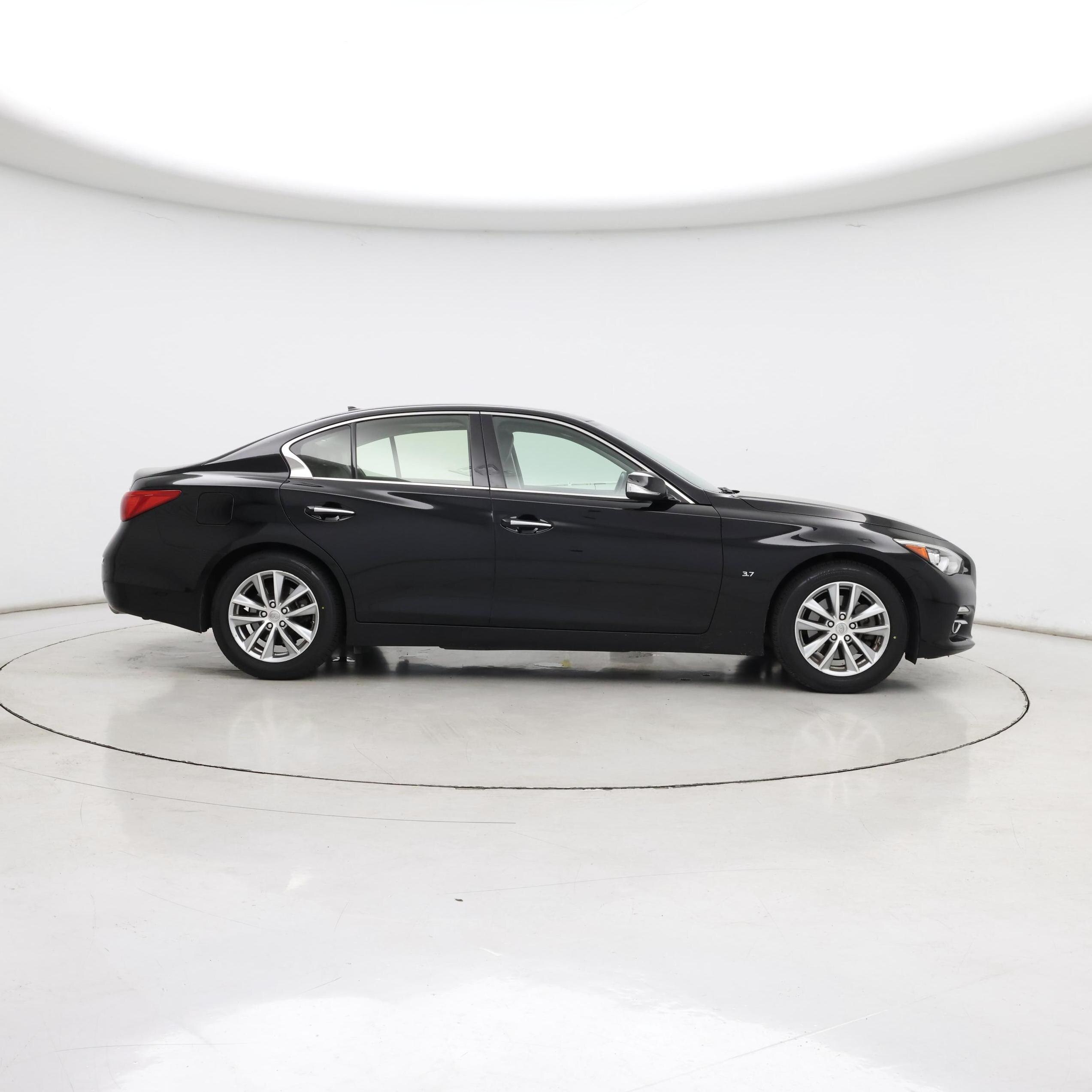 Thumbnail: 2014 INFINITI Q50 - 7
