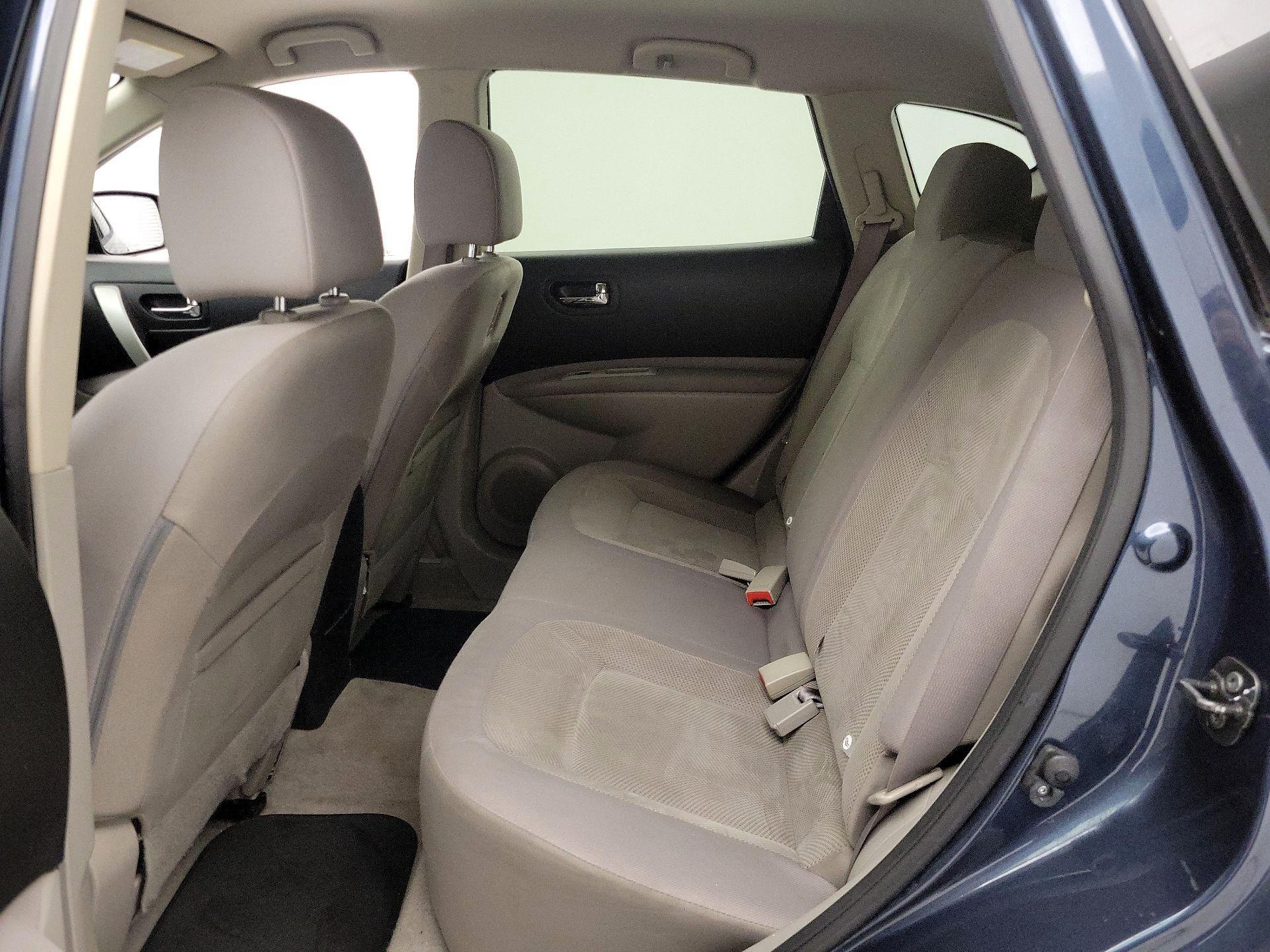 Thumbnail: 2015 Nissan Rogue - 19