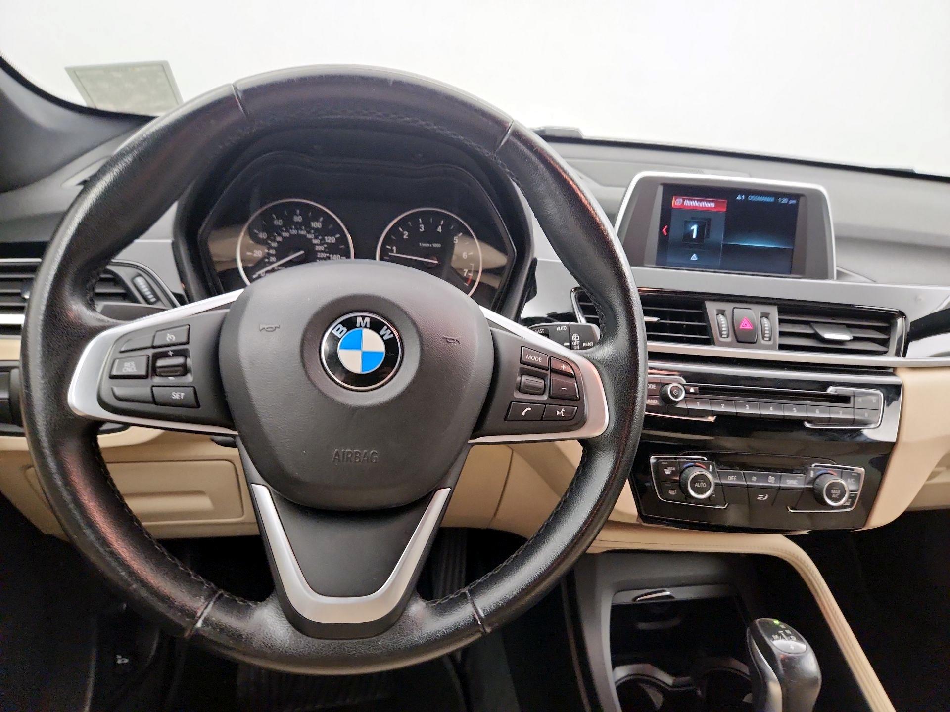Thumbnail: 2018 BMW X1 - 10