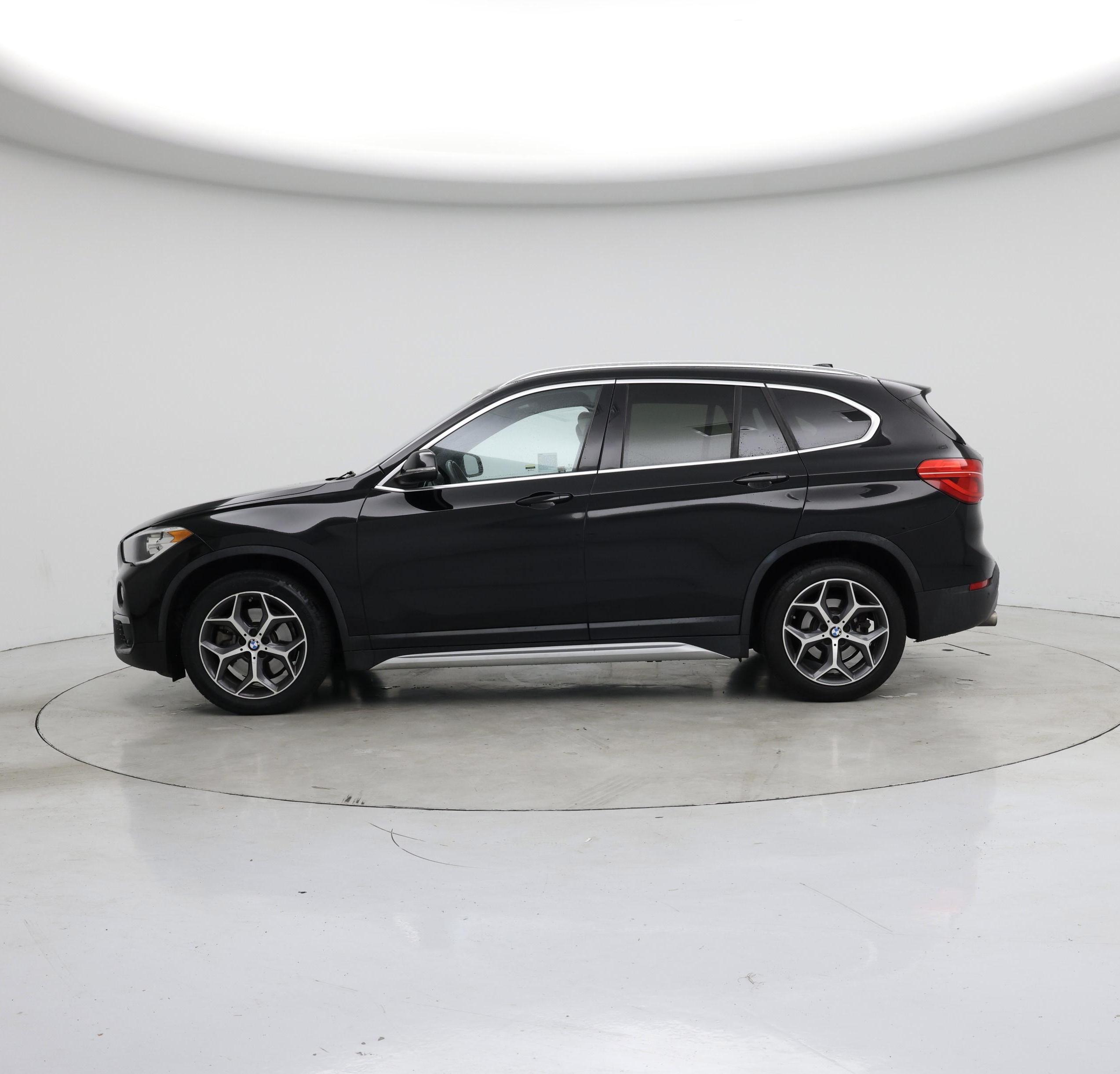 Thumbnail: 2018 BMW X1 - 3