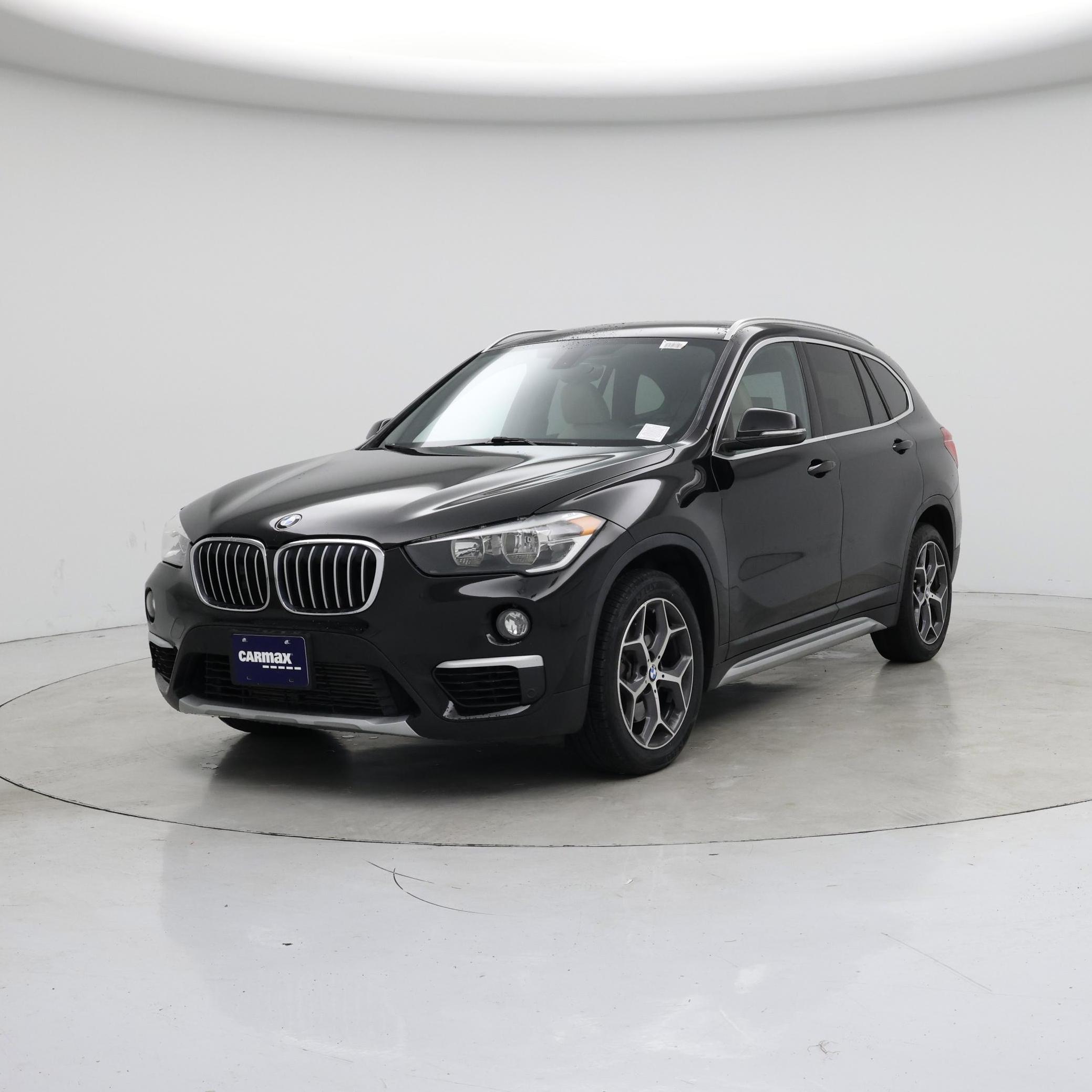 Thumbnail: 2018 BMW X1 - 4