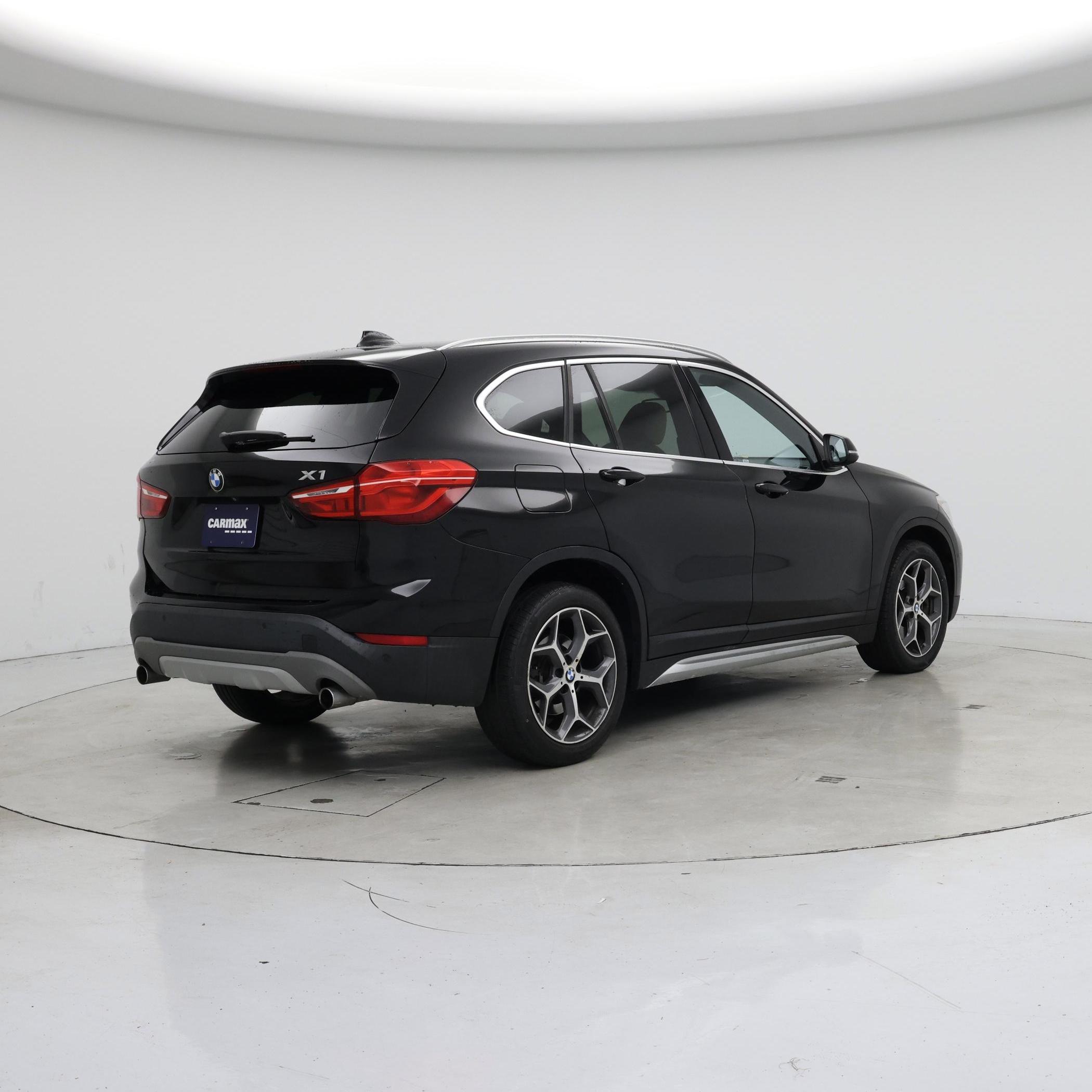 Thumbnail: 2018 BMW X1 - 8
