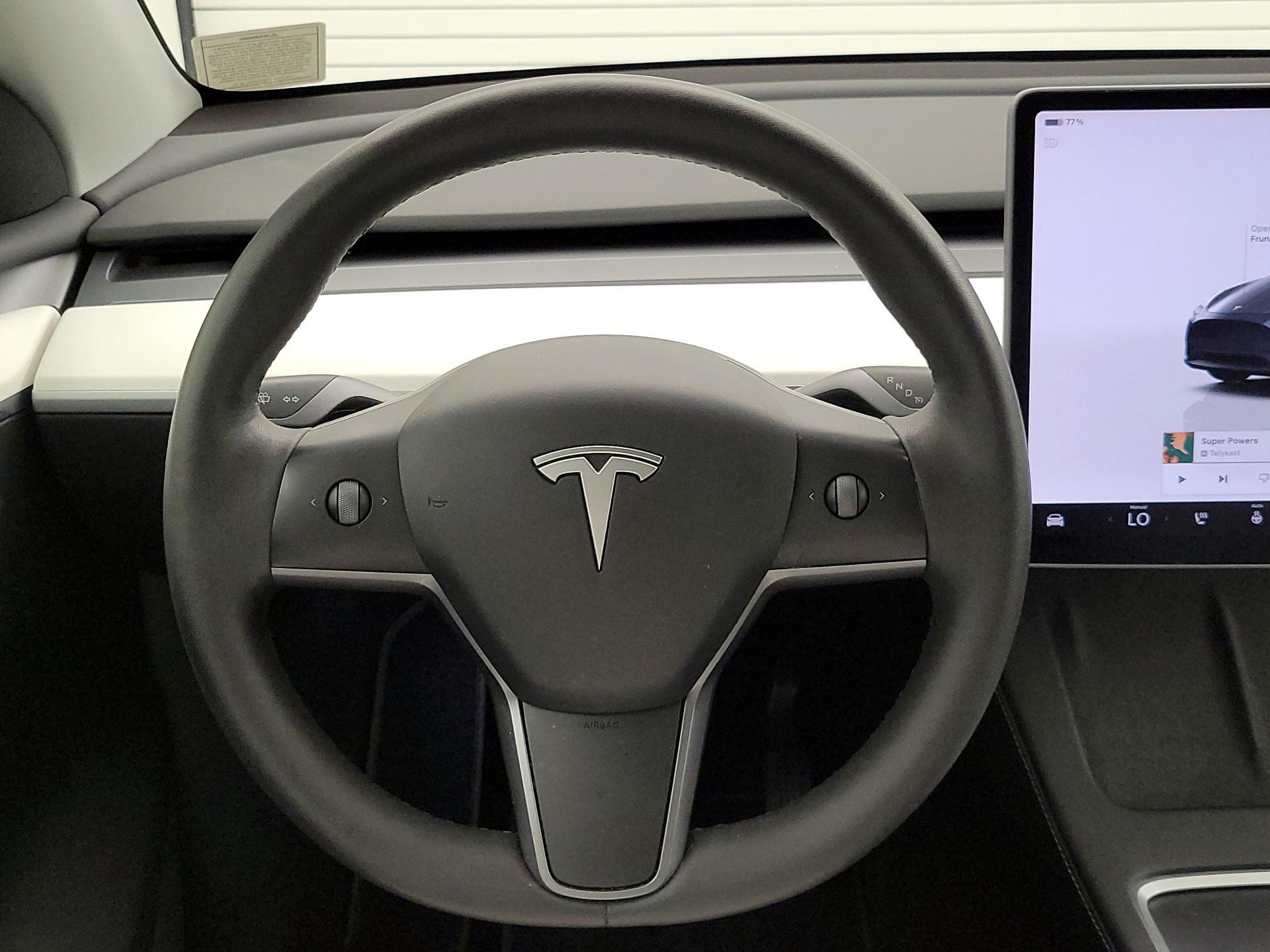 Thumbnail: 2023 Tesla Model Y - 10