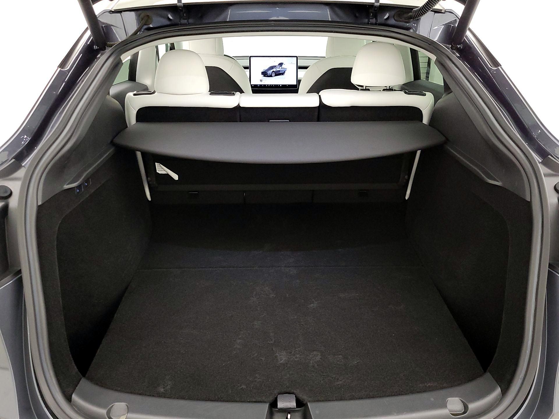 Thumbnail: 2023 Tesla Model Y - 20