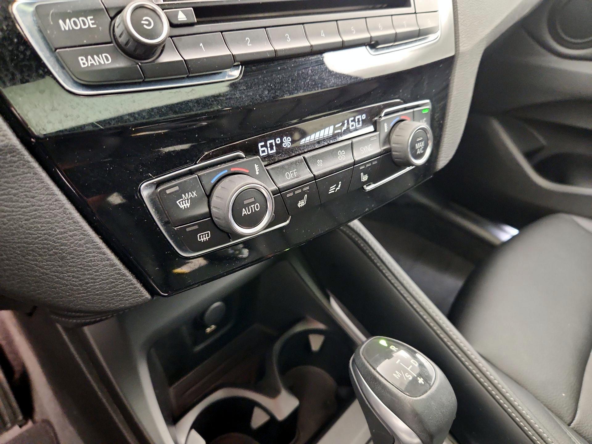 Thumbnail: 2019 BMW X1 - 16