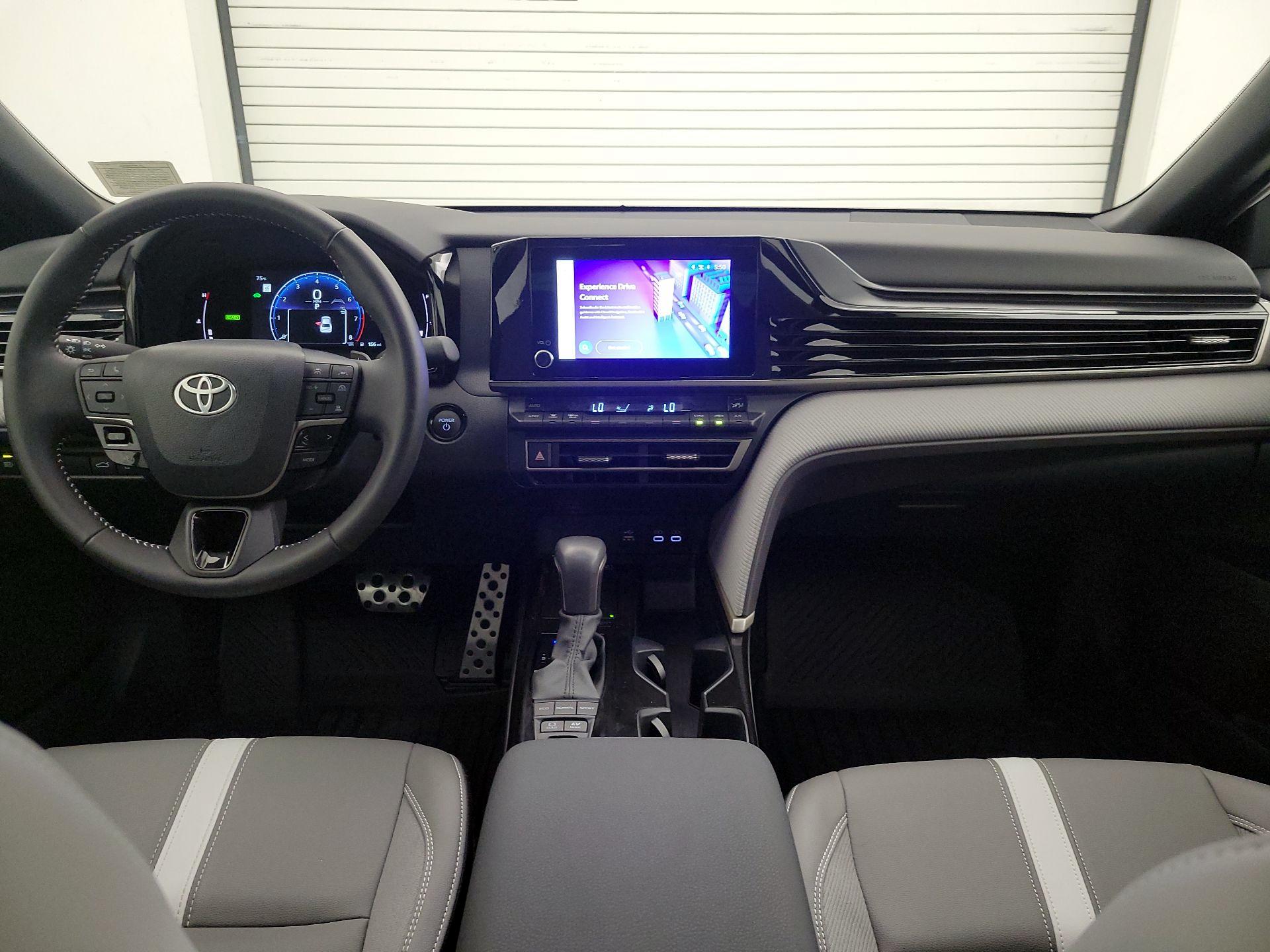Thumbnail: 2025 Toyota Camry - 9