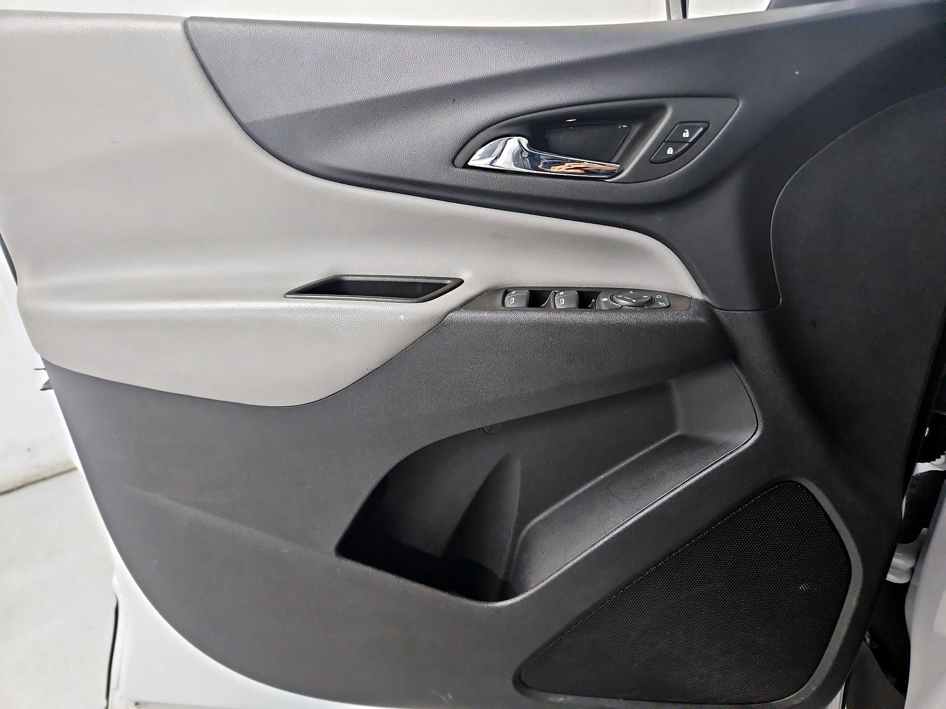 Thumbnail: 2023 Chevrolet Equinox - 12