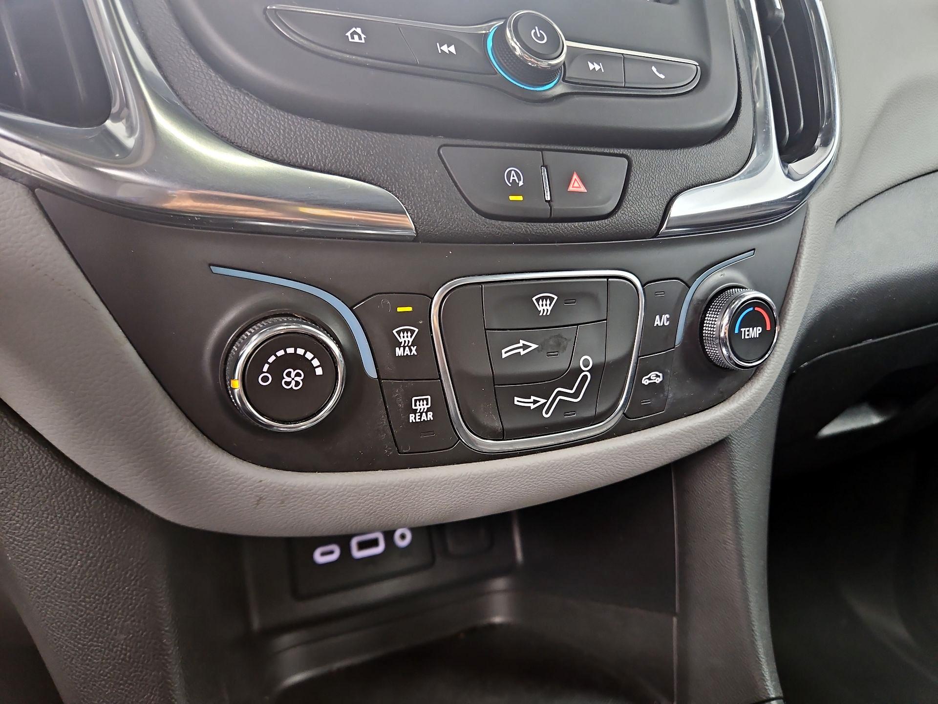 Thumbnail: 2023 Chevrolet Equinox - 16