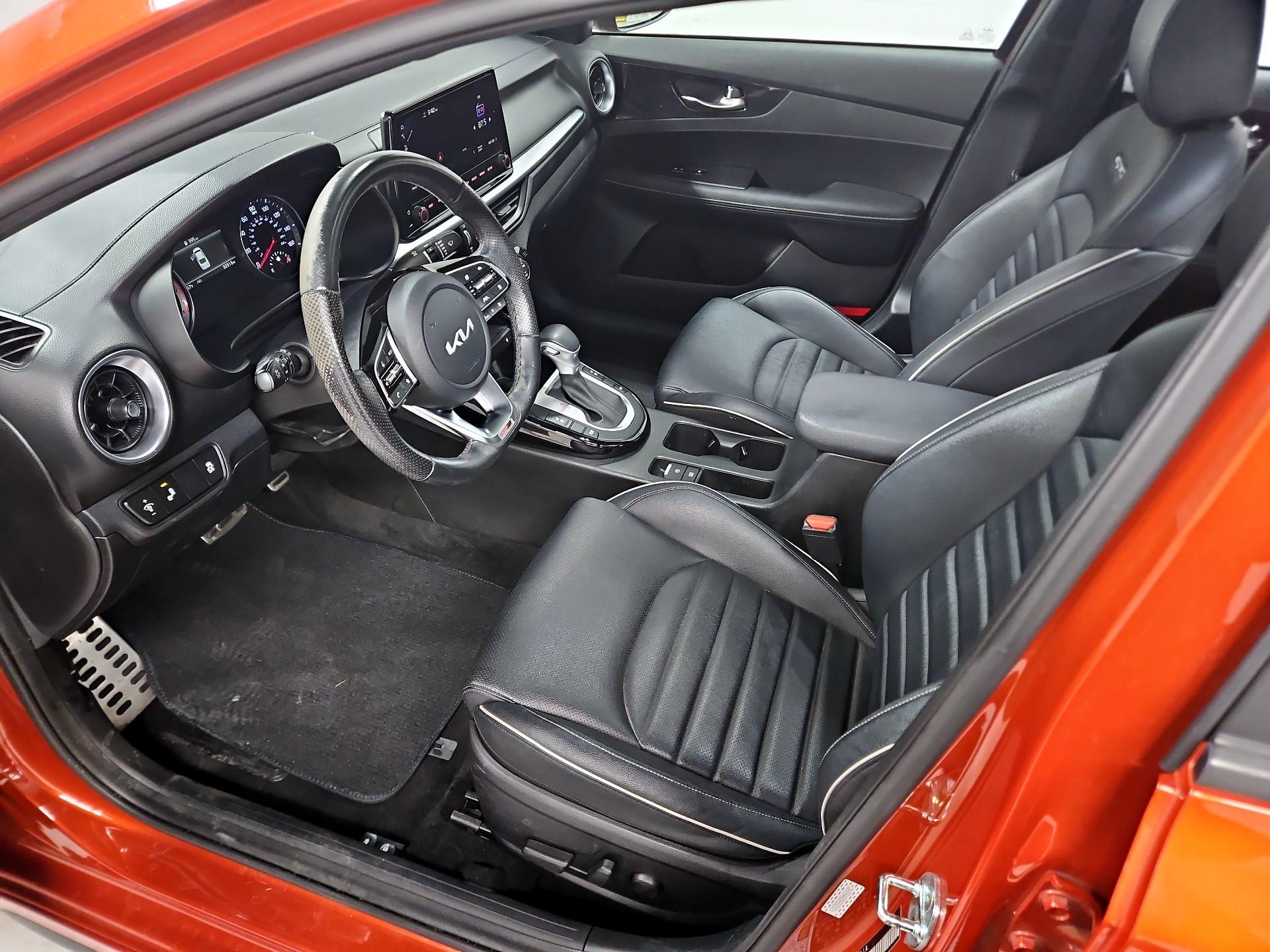 Thumbnail: 2023 Kia Forte - 11