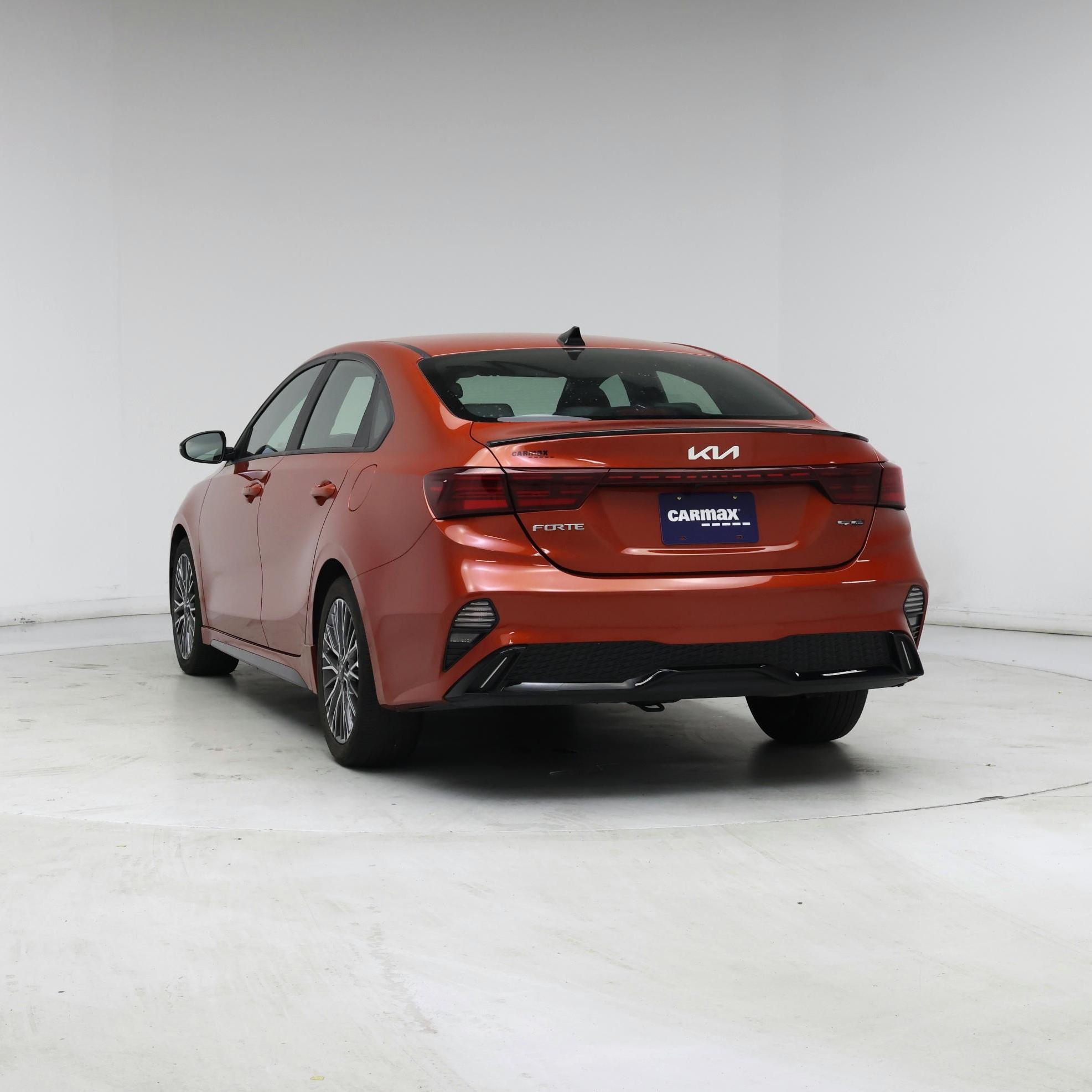Thumbnail: 2023 Kia Forte - 6
