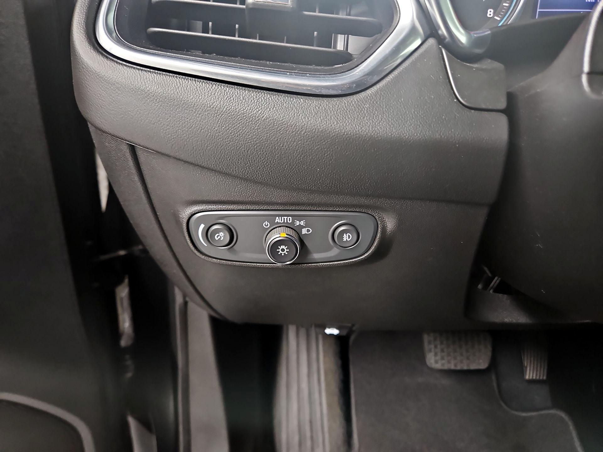 Thumbnail: 2021 Chevrolet Equinox - 13