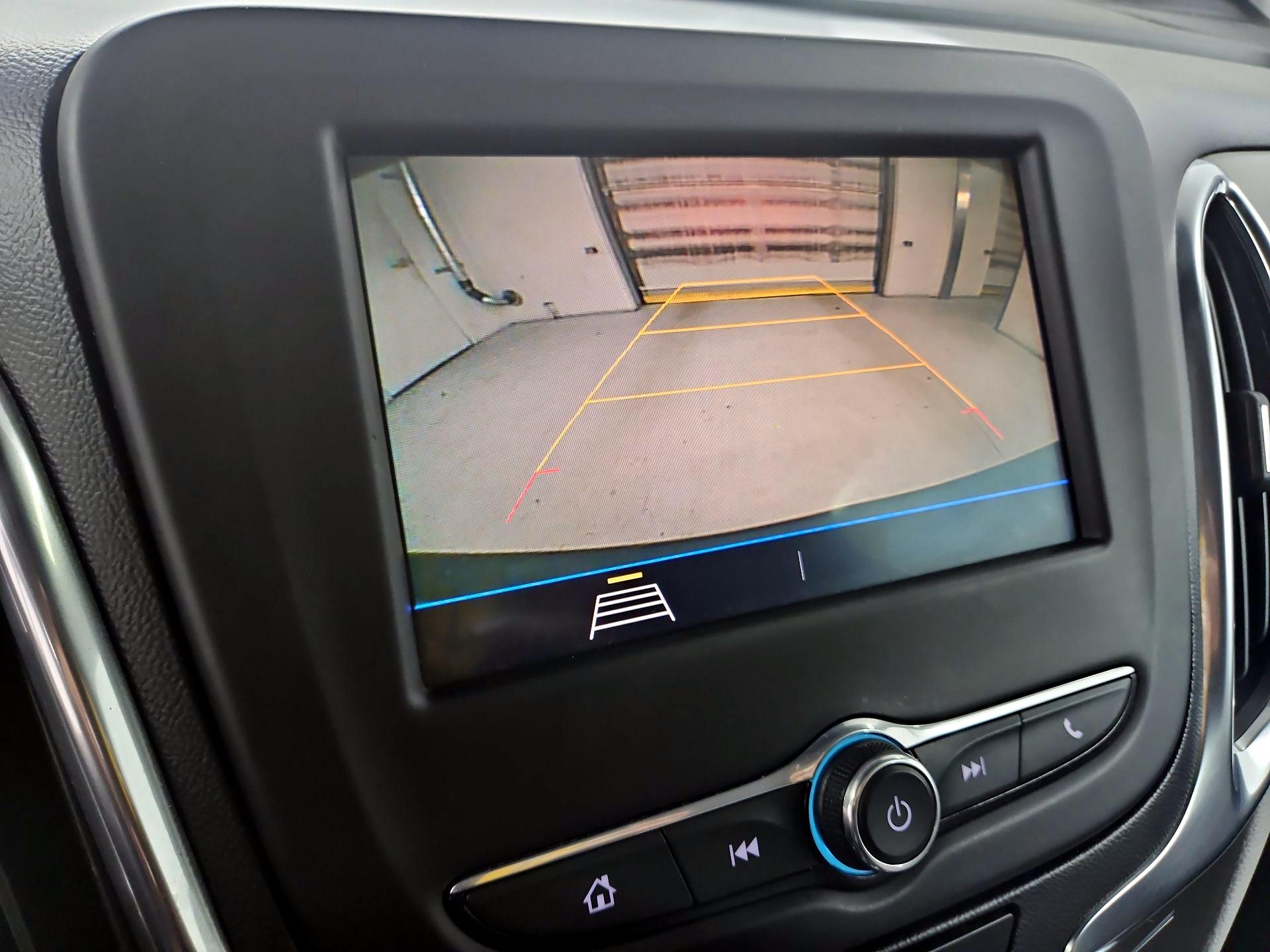 Thumbnail: 2021 Chevrolet Equinox - 14