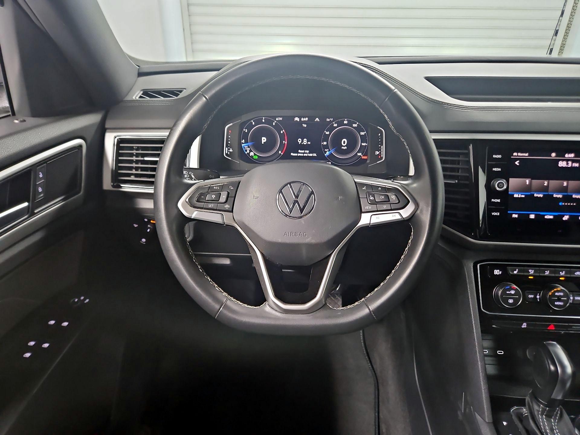 Thumbnail: 2022 Volkswagen Atlas - 10