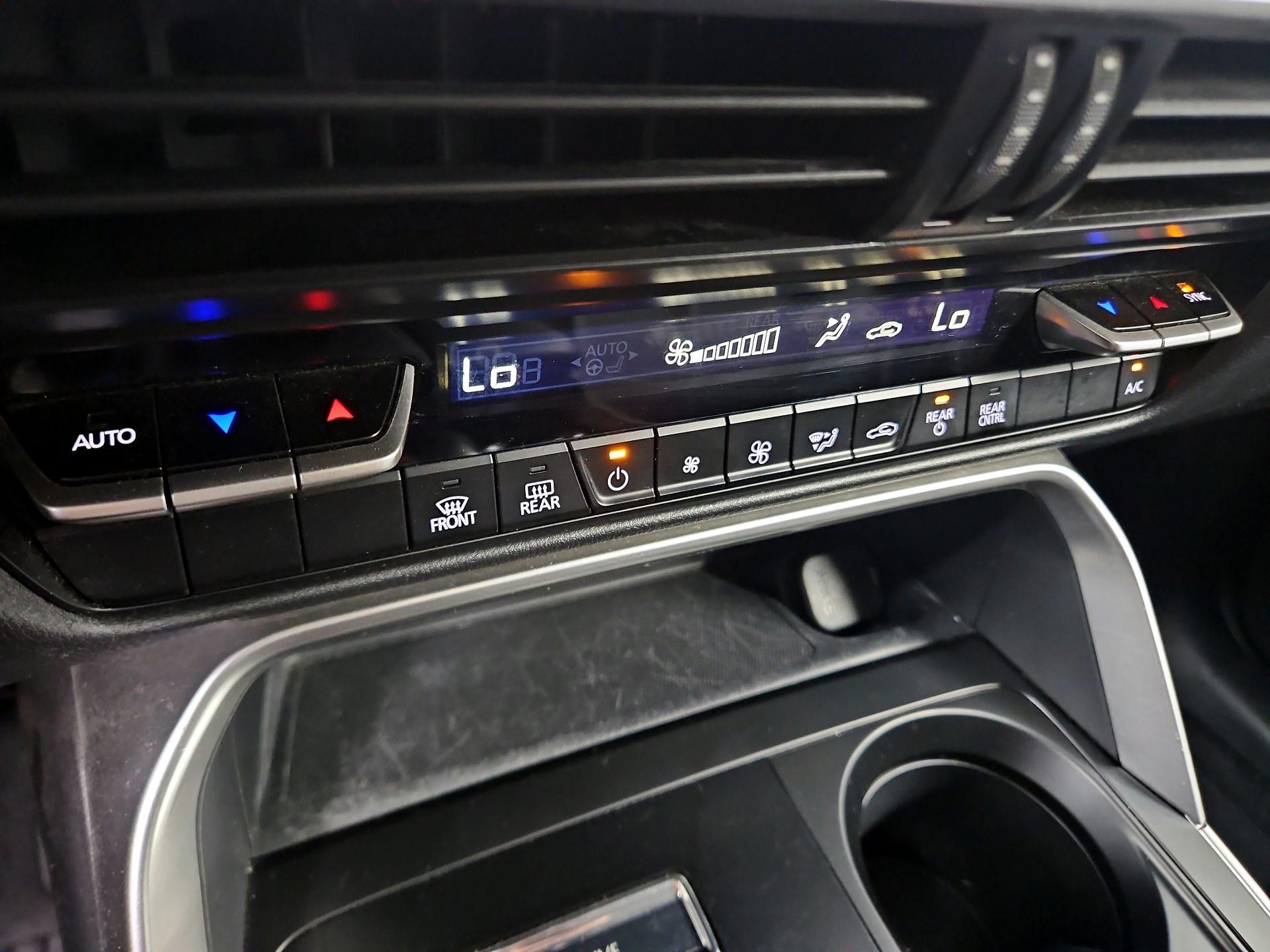 Thumbnail: 2024 Mazda CX-90 - 16