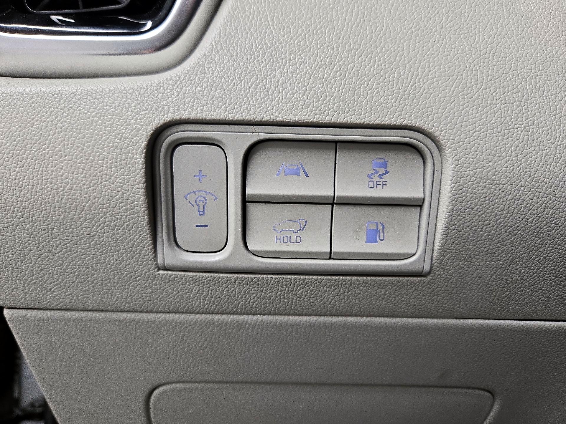 Thumbnail: 2022 Kia Sorento - 13