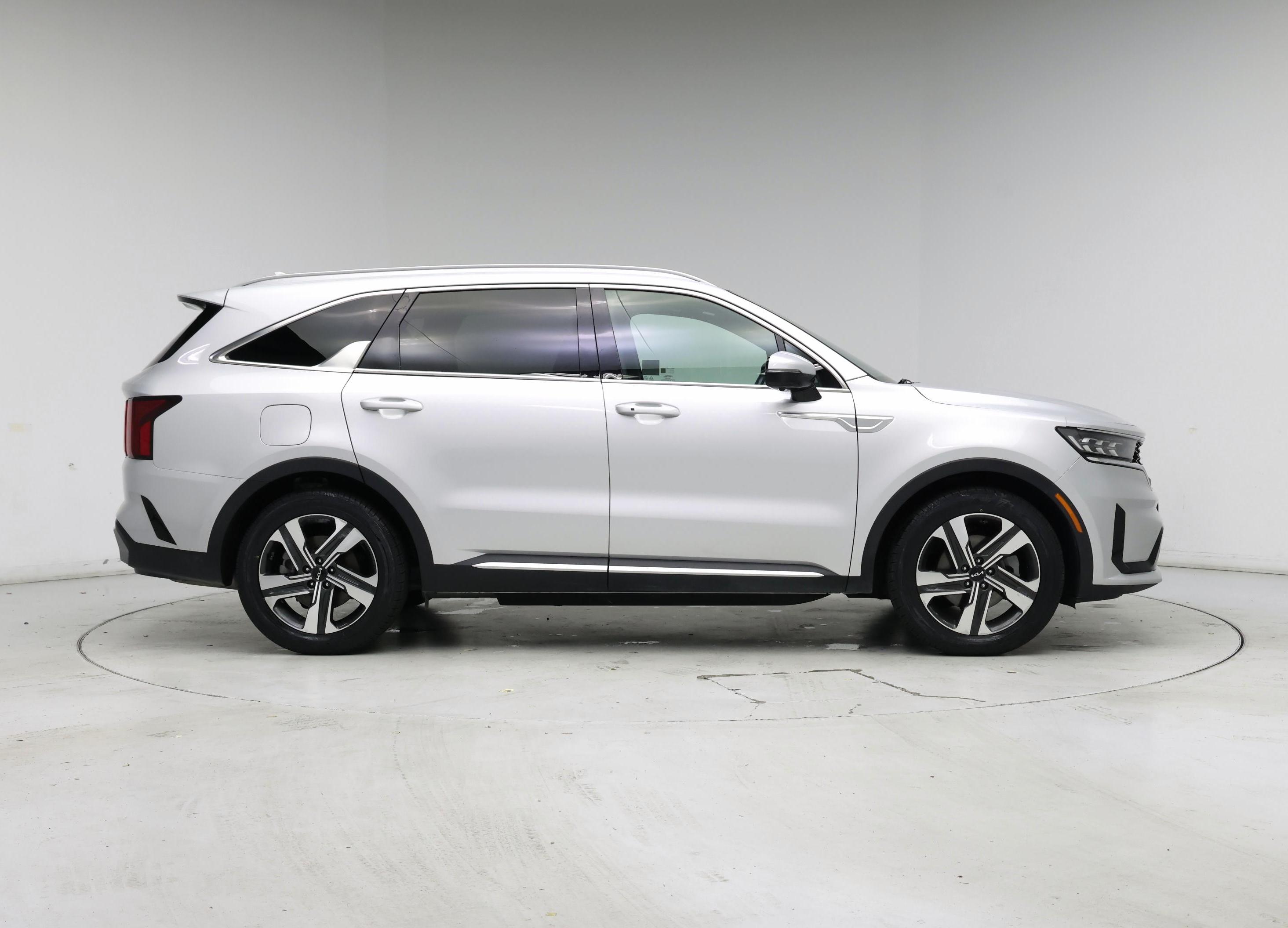 Thumbnail: 2022 Kia Sorento - 7