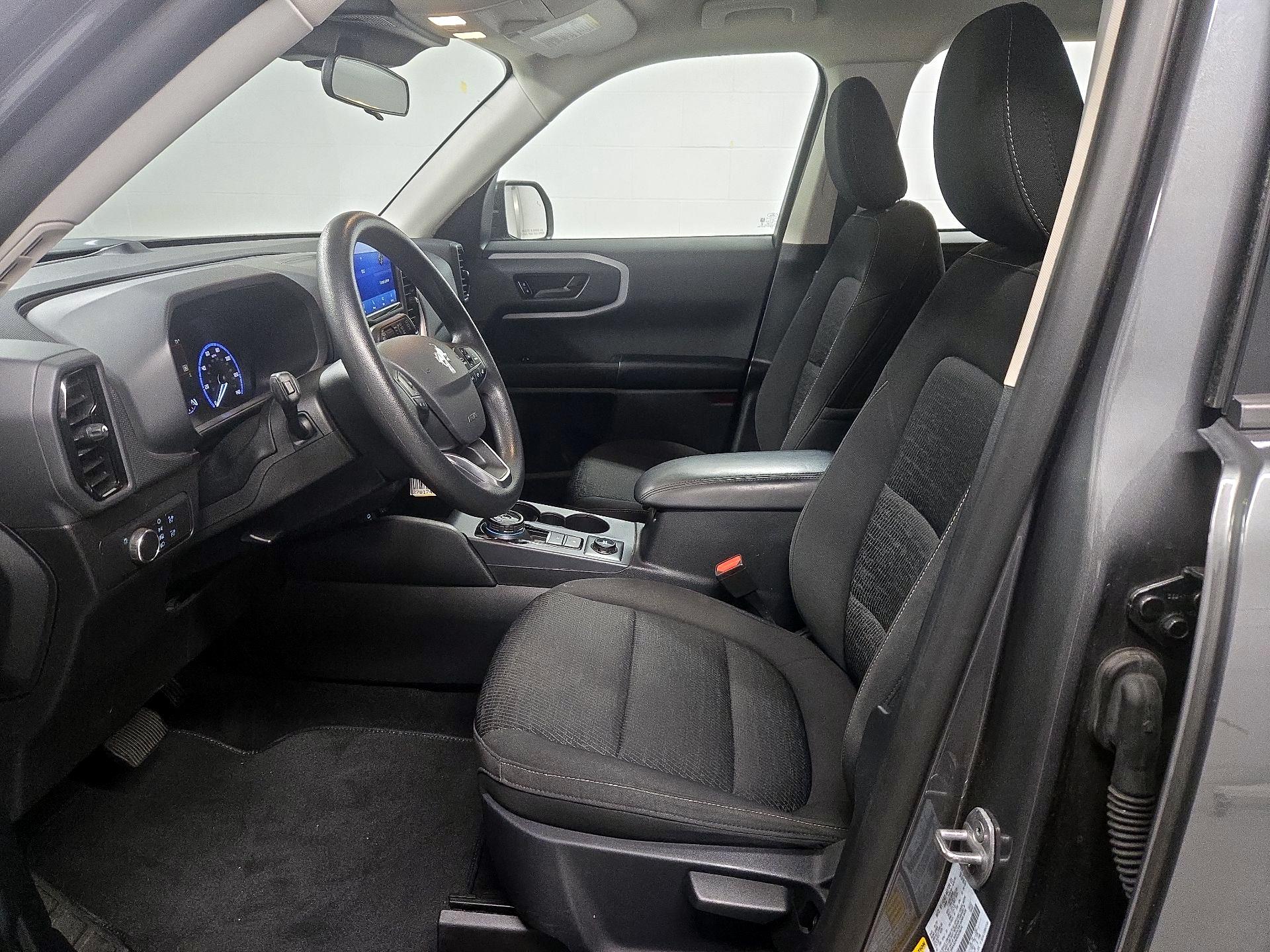 Thumbnail: 2022 Ford Bronco Sport - 11