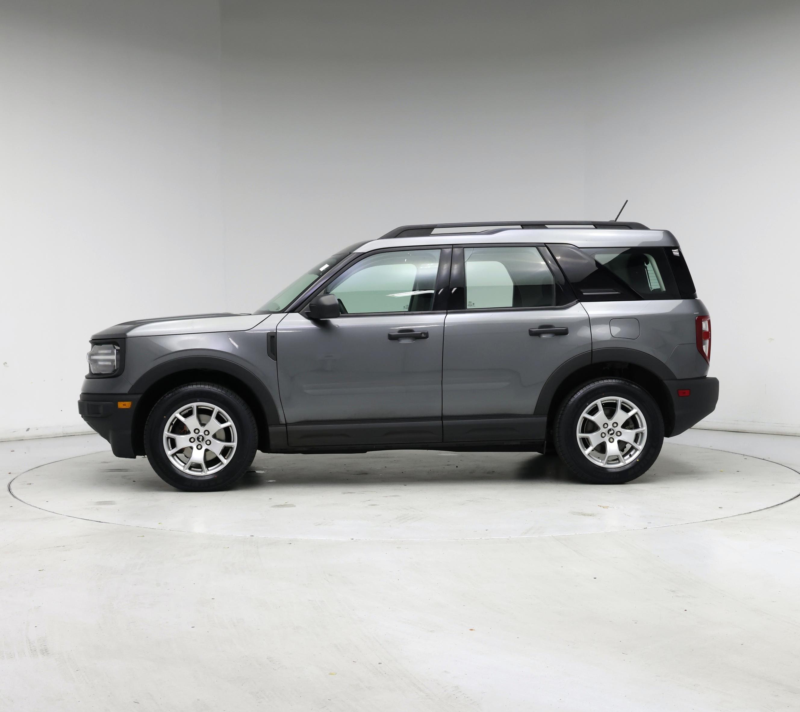 Thumbnail: 2022 Ford Bronco Sport - 3