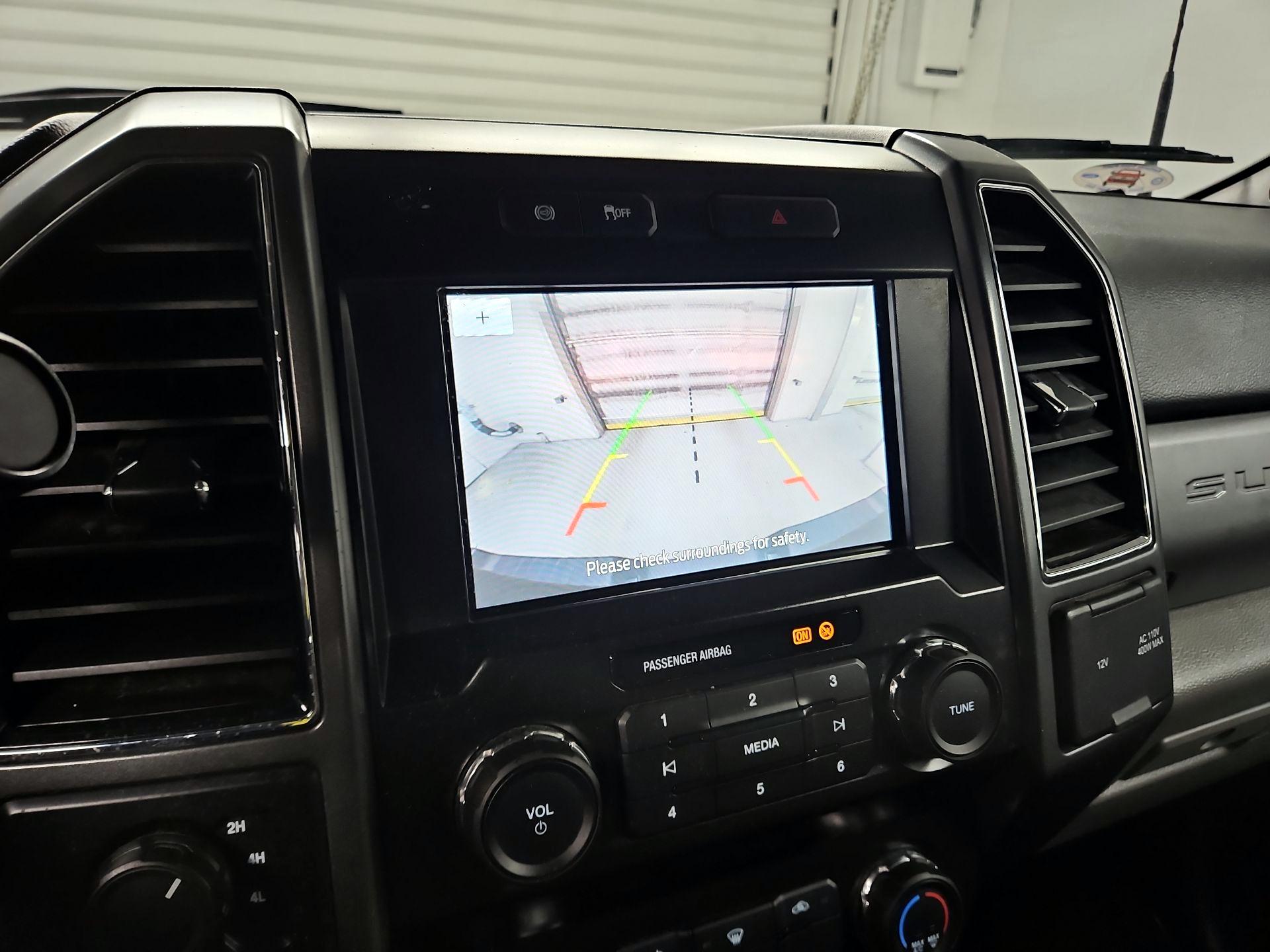 Thumbnail: 2022 Ford F-350 - 14