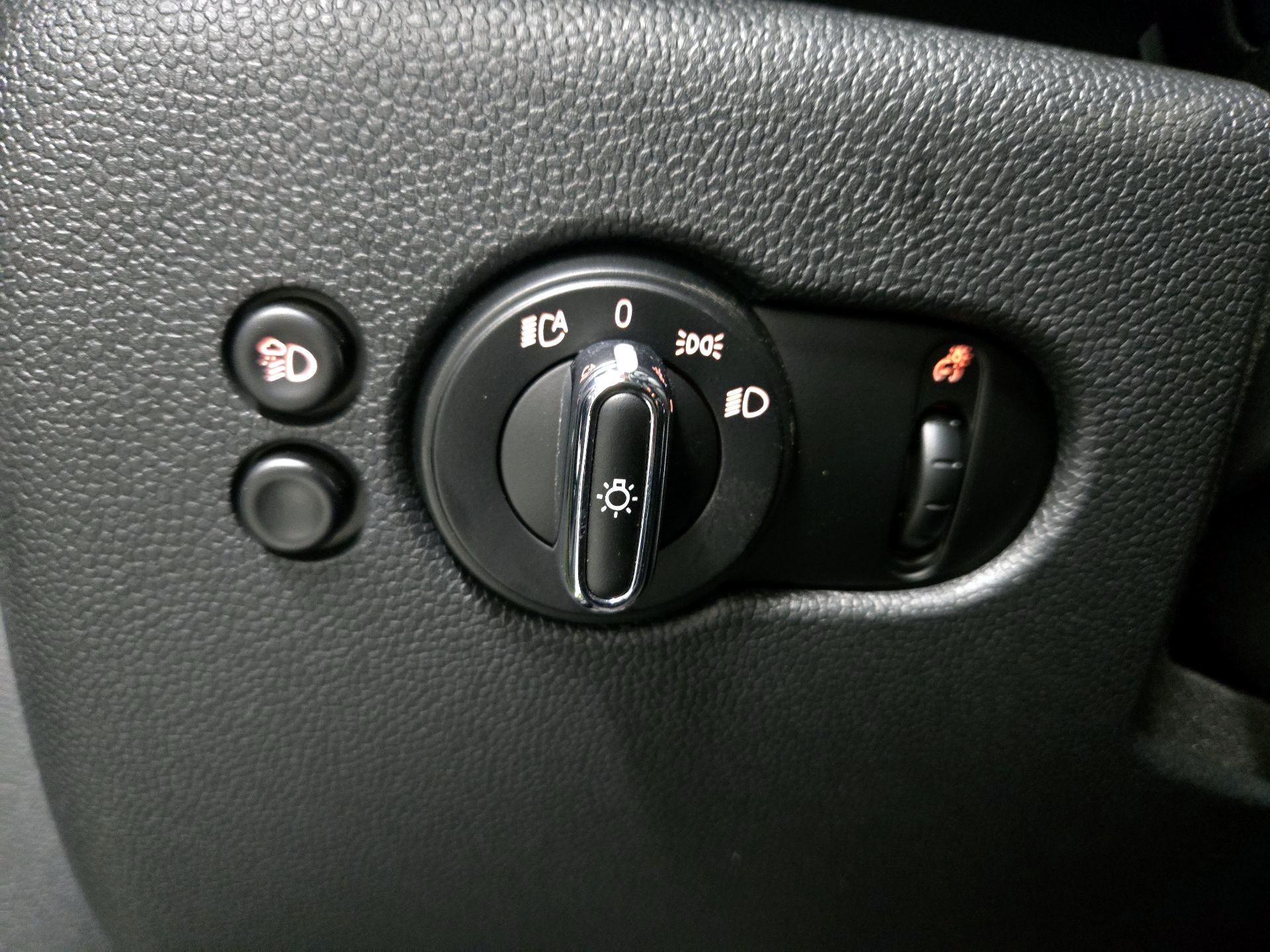 Thumbnail: 2023 MINI Cooper - 13