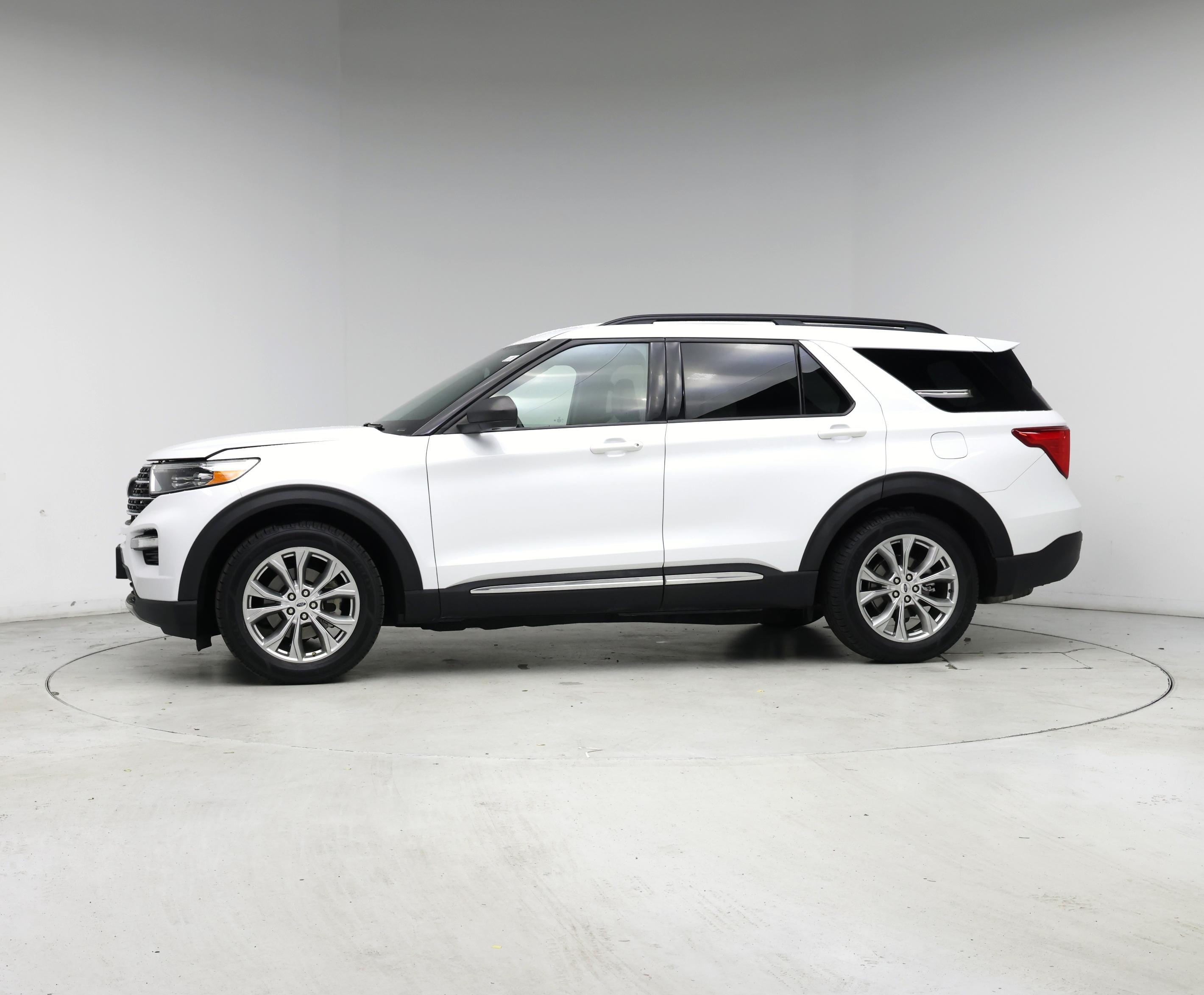 Thumbnail: 2020 Ford Explorer - 3
