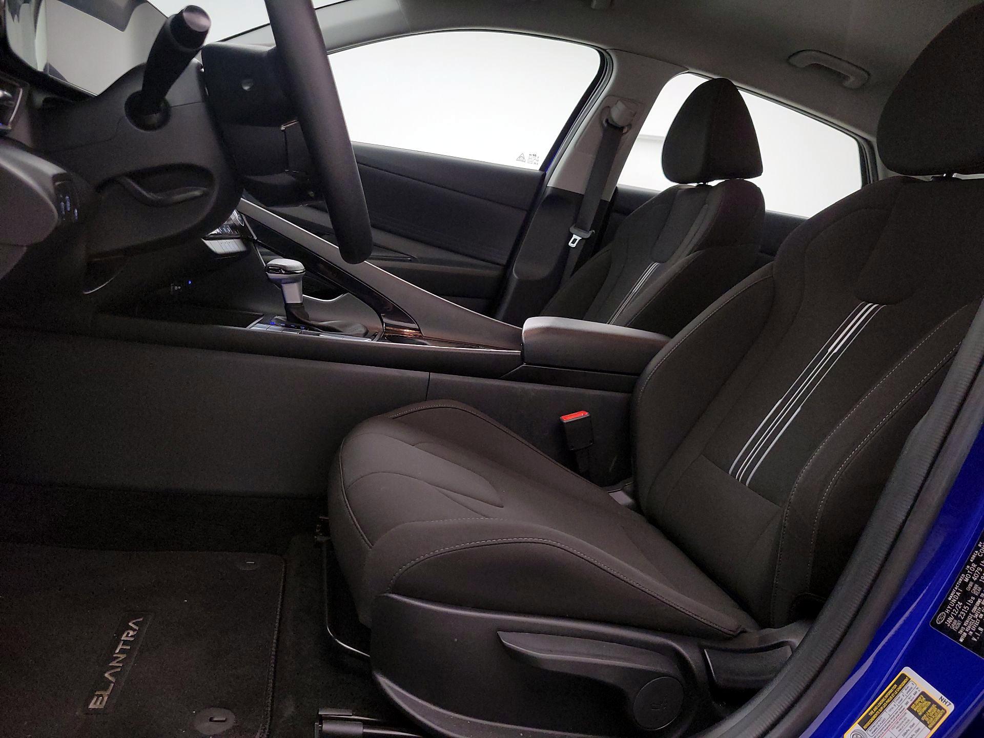 Thumbnail: 2024 Hyundai Elantra - 11