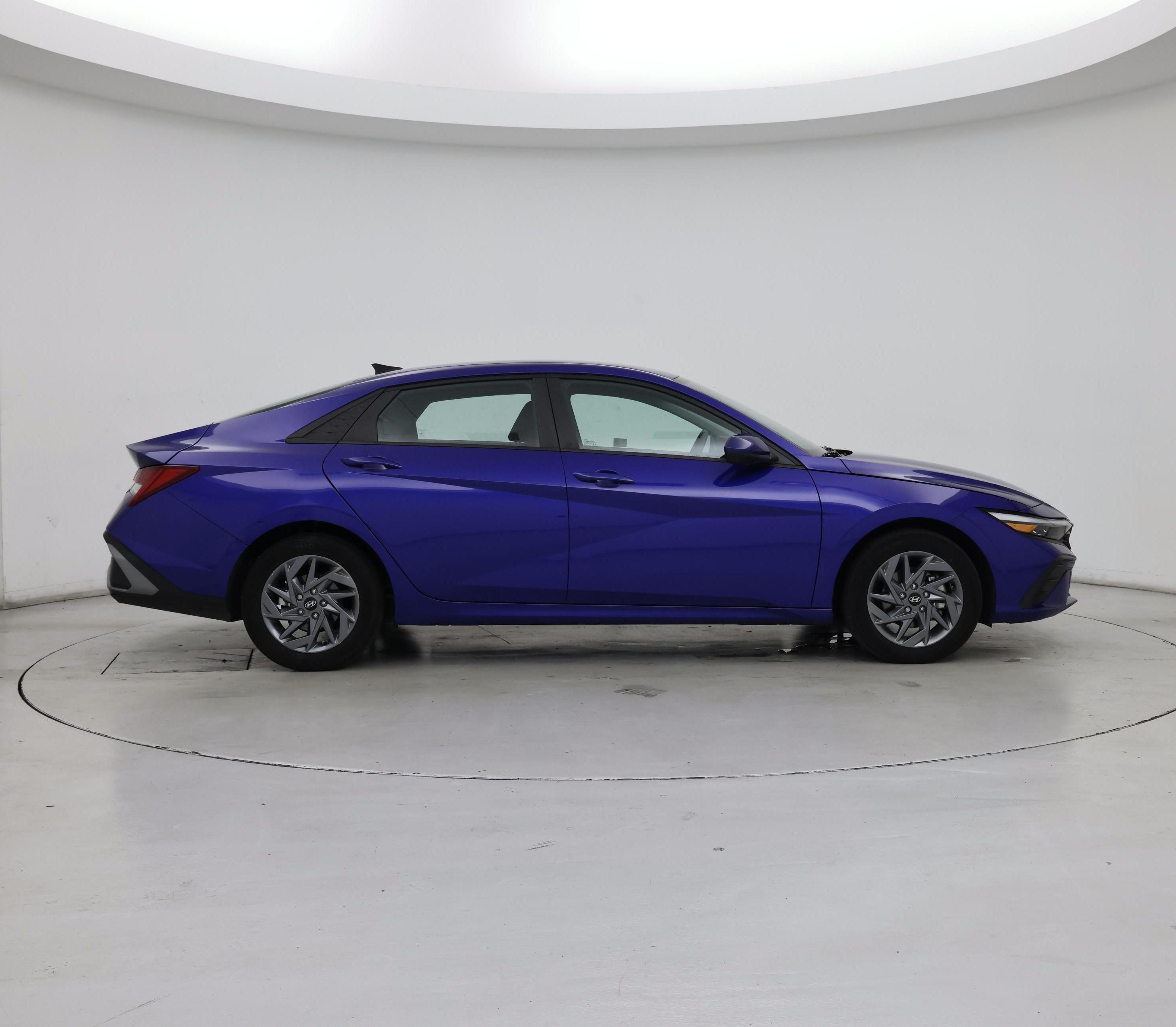Thumbnail: 2024 Hyundai Elantra - 7
