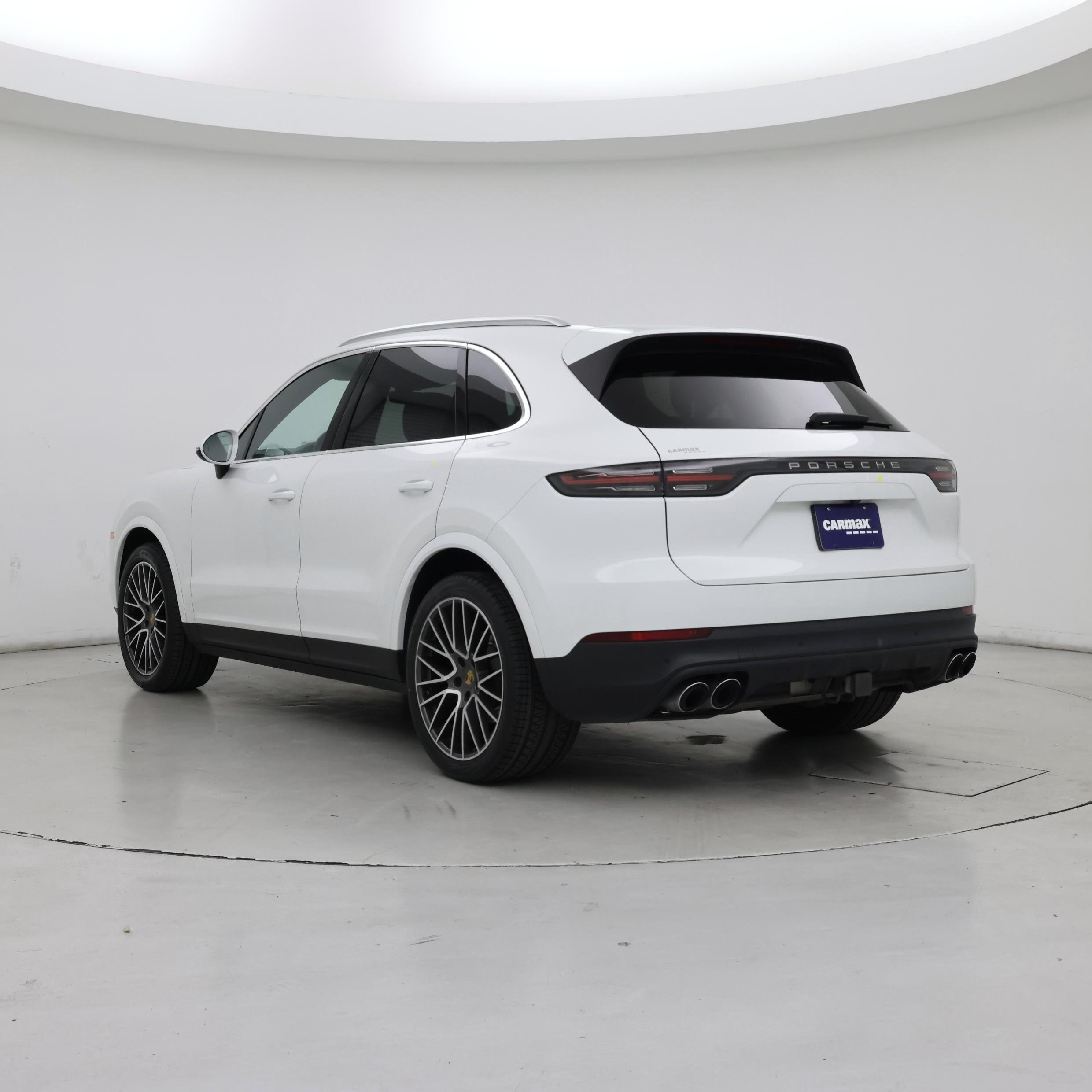 Thumbnail: 2021 Porsche Cayenne - 2
