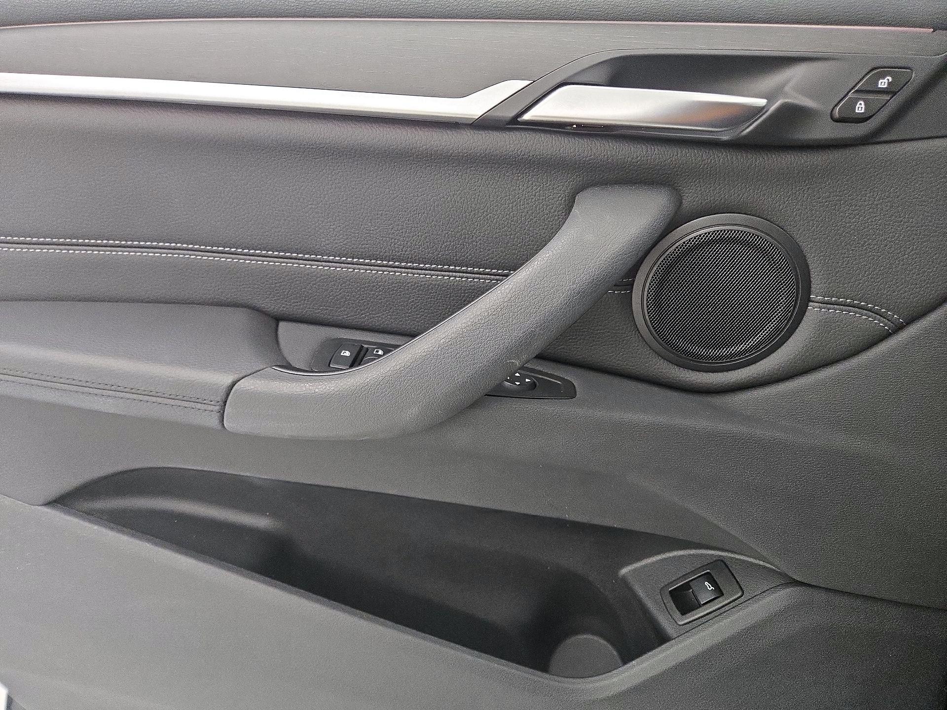 Thumbnail: 2019 BMW X1 - 12