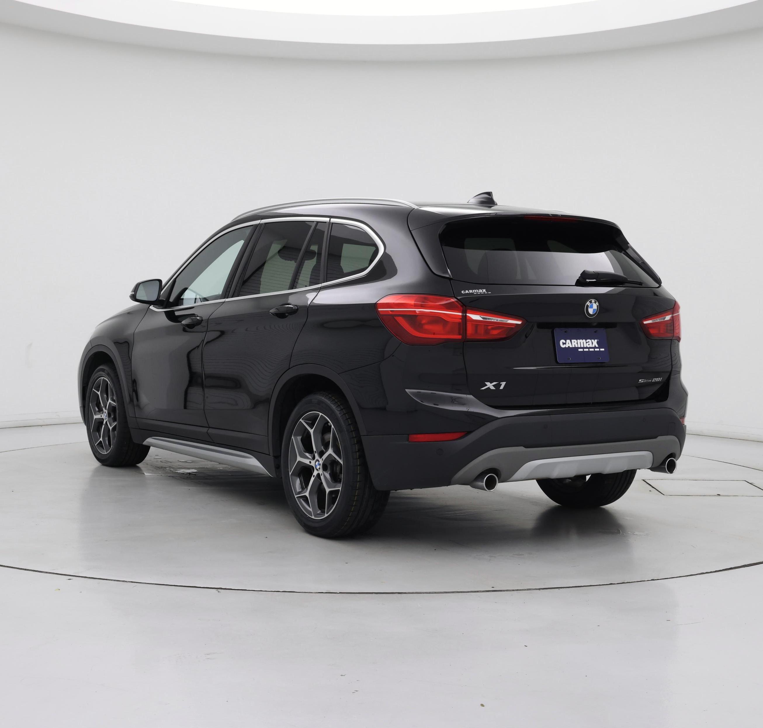 Thumbnail: 2019 BMW X1 - 2