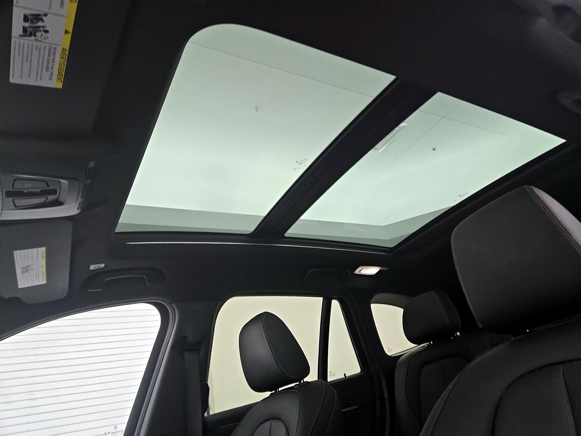 Thumbnail: 2019 BMW X1 - 20