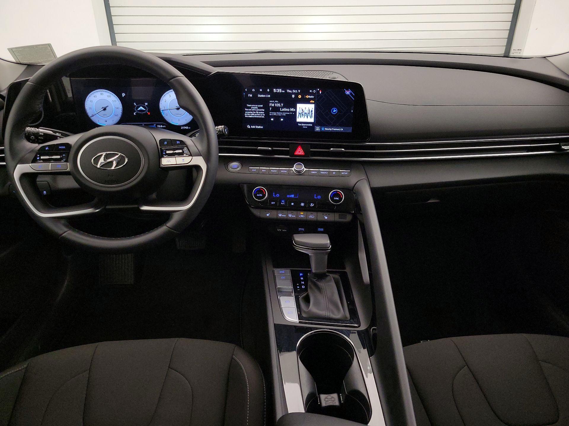 Thumbnail: 2023 Hyundai Elantra - 9
