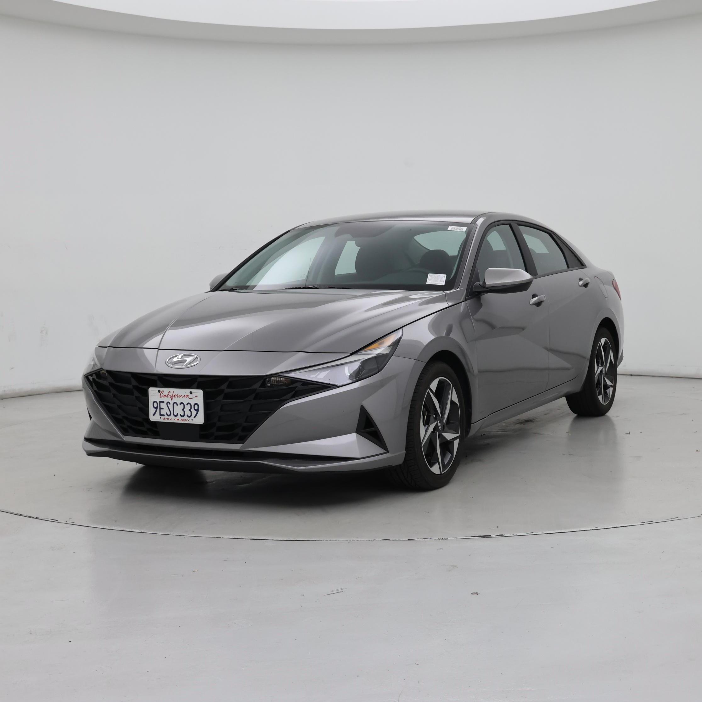 Thumbnail: 2023 Hyundai Elantra - 4