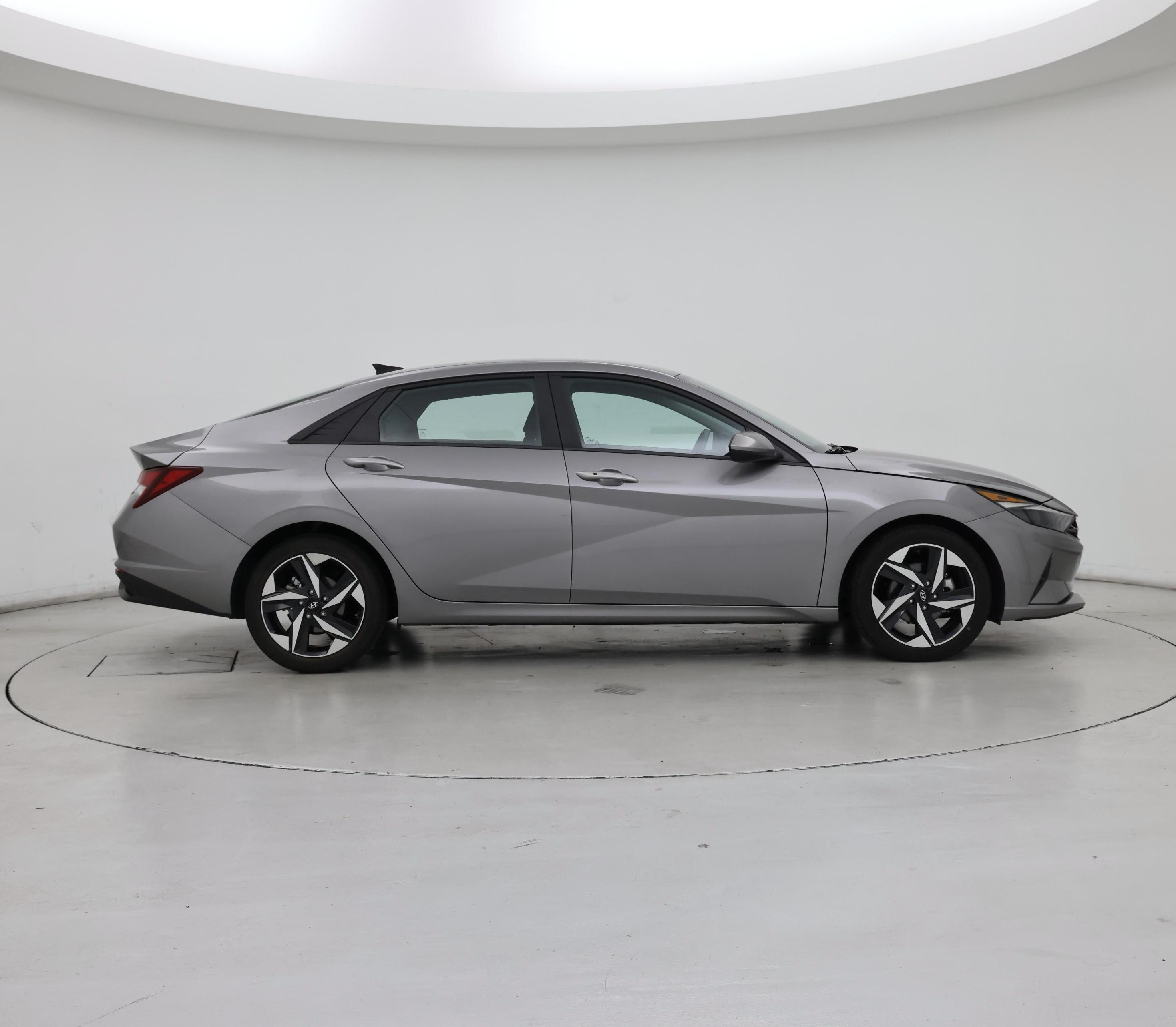 Thumbnail: 2023 Hyundai Elantra - 7