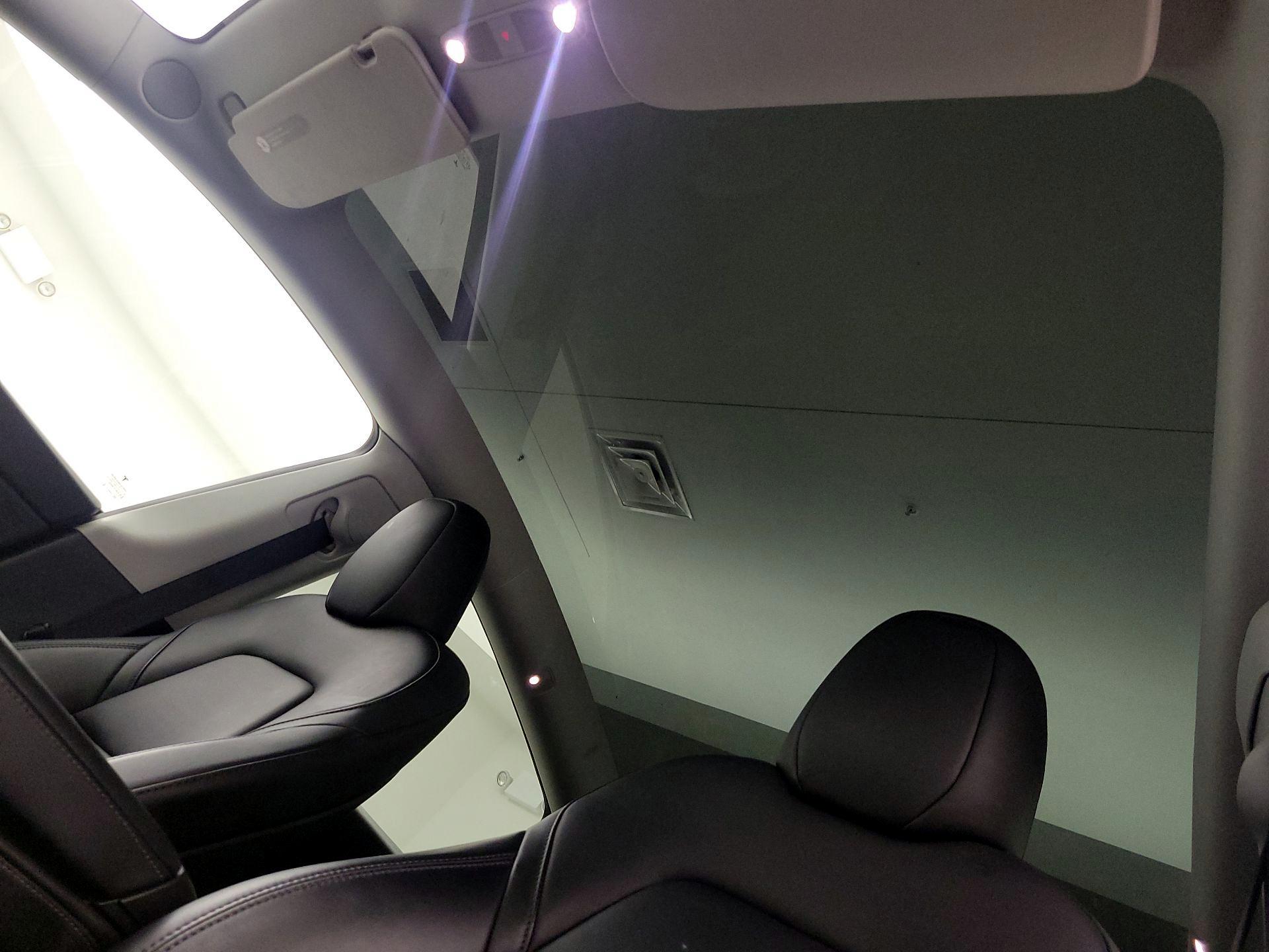 Thumbnail: 2023 Tesla Model Y - 18
