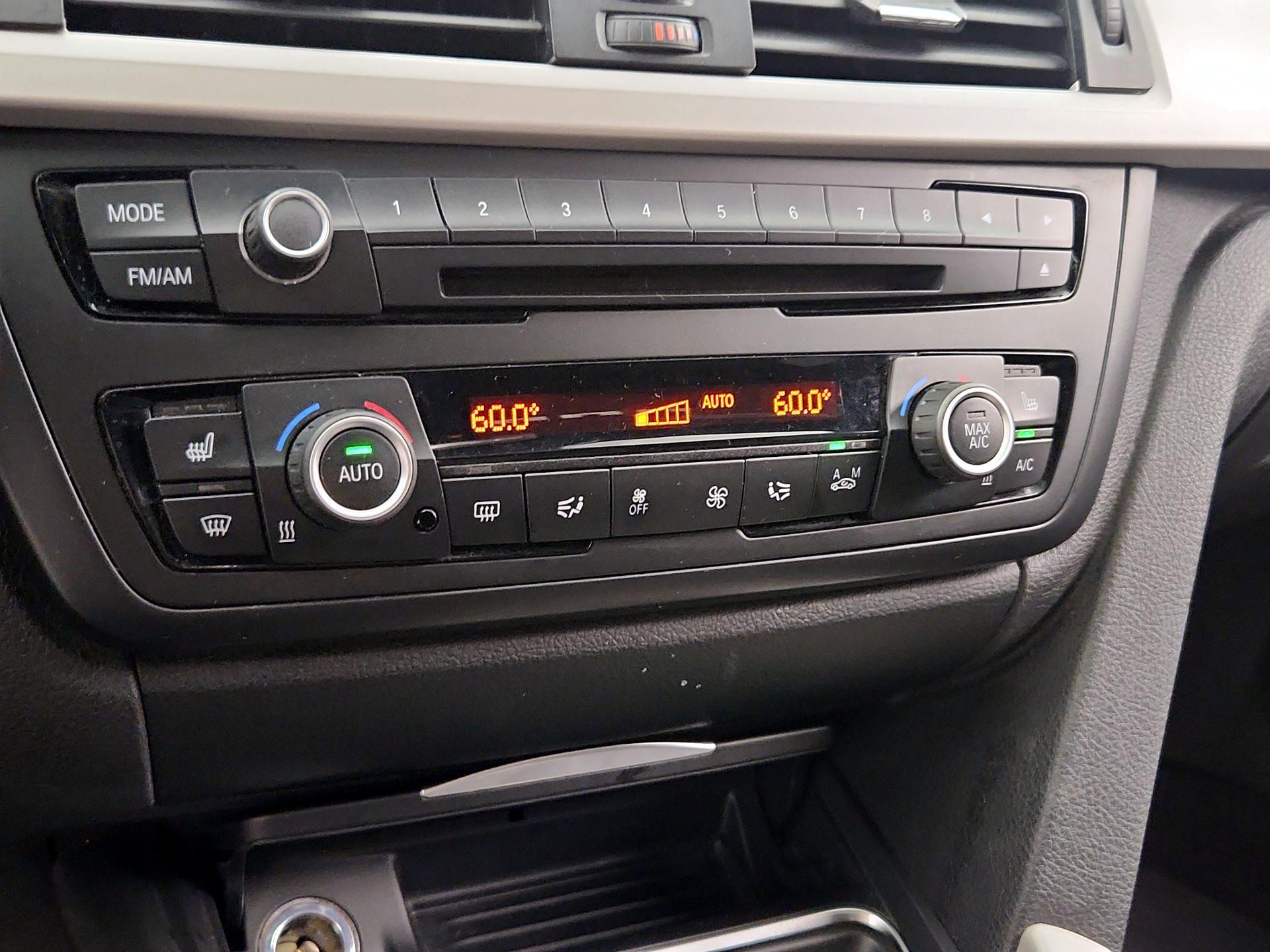 Thumbnail: 2014 BMW 3 Series - 16