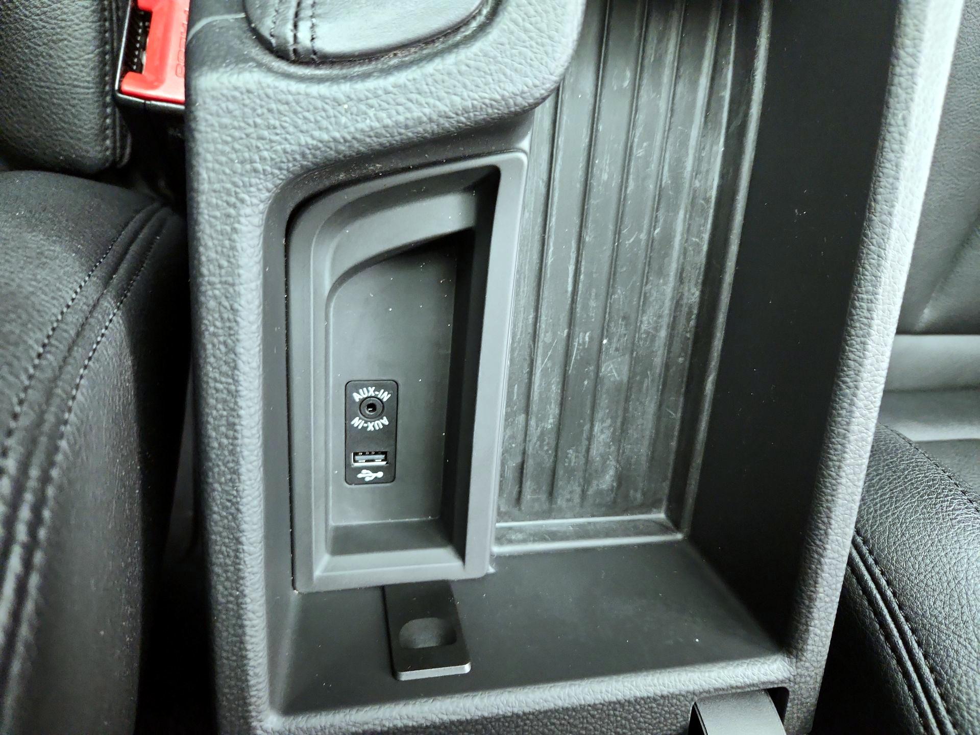 Thumbnail: 2014 BMW 3 Series - 18