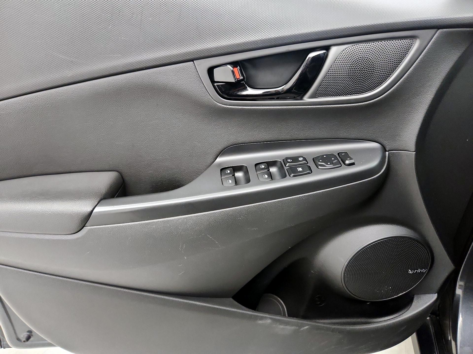 Thumbnail: 2019 Hyundai Kona - 12