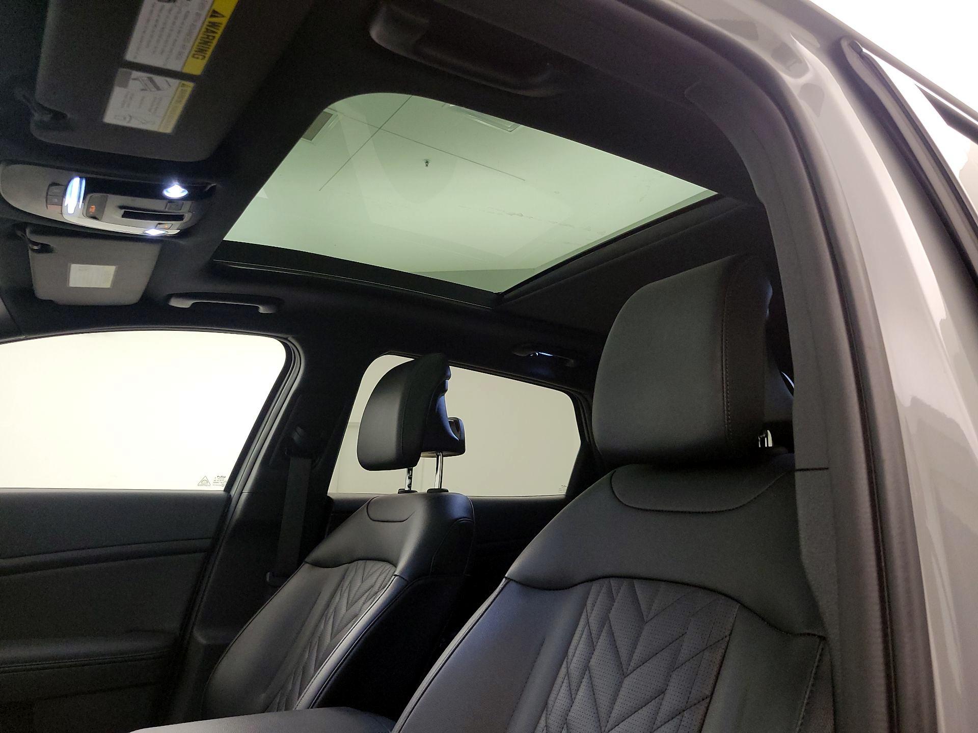 Thumbnail: 2023 Kia Sportage - 20